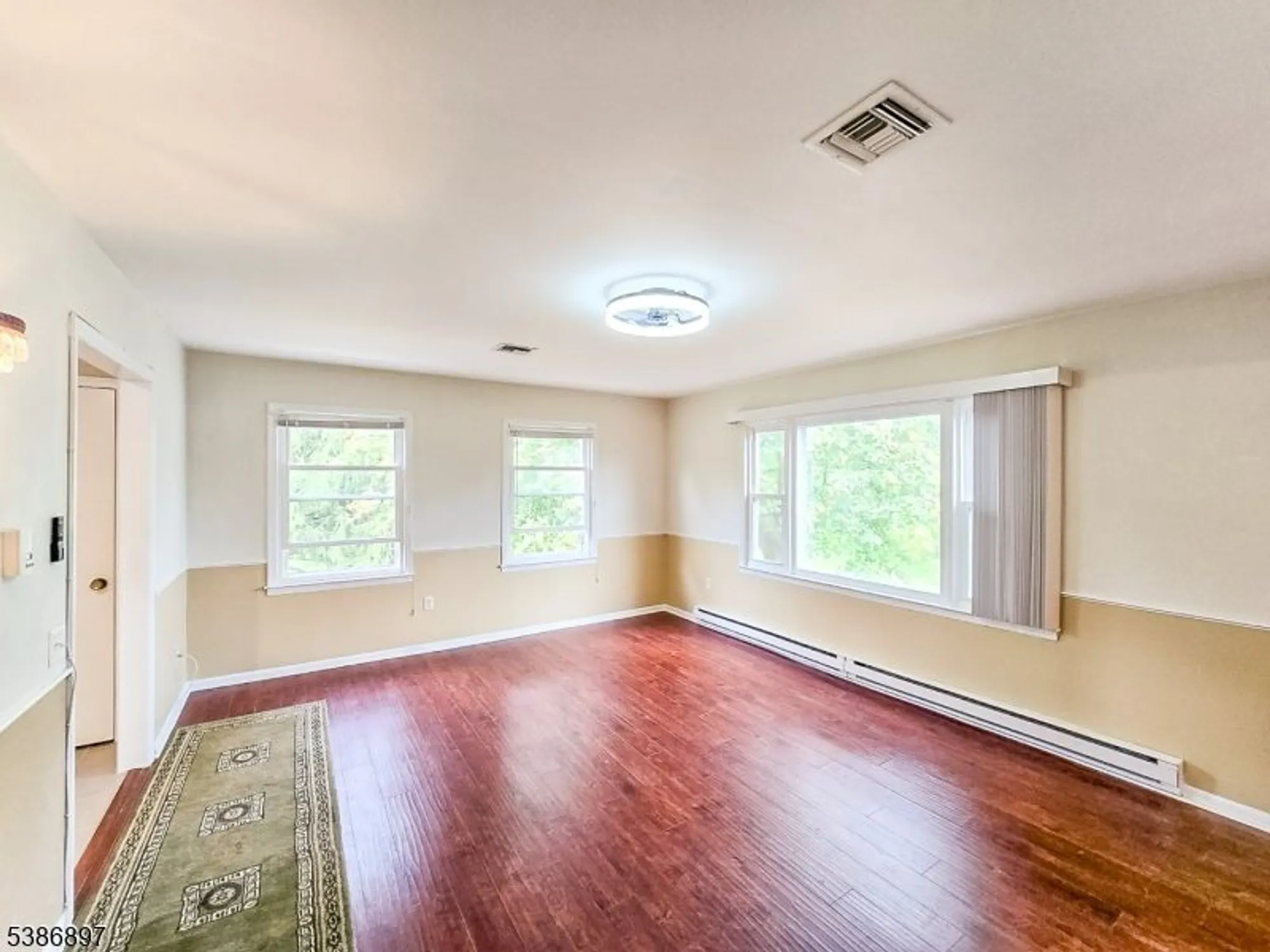 Property Slideshow image 8 of 35 | 374 new bedford ln, Monroe Twp., NJ, 08831