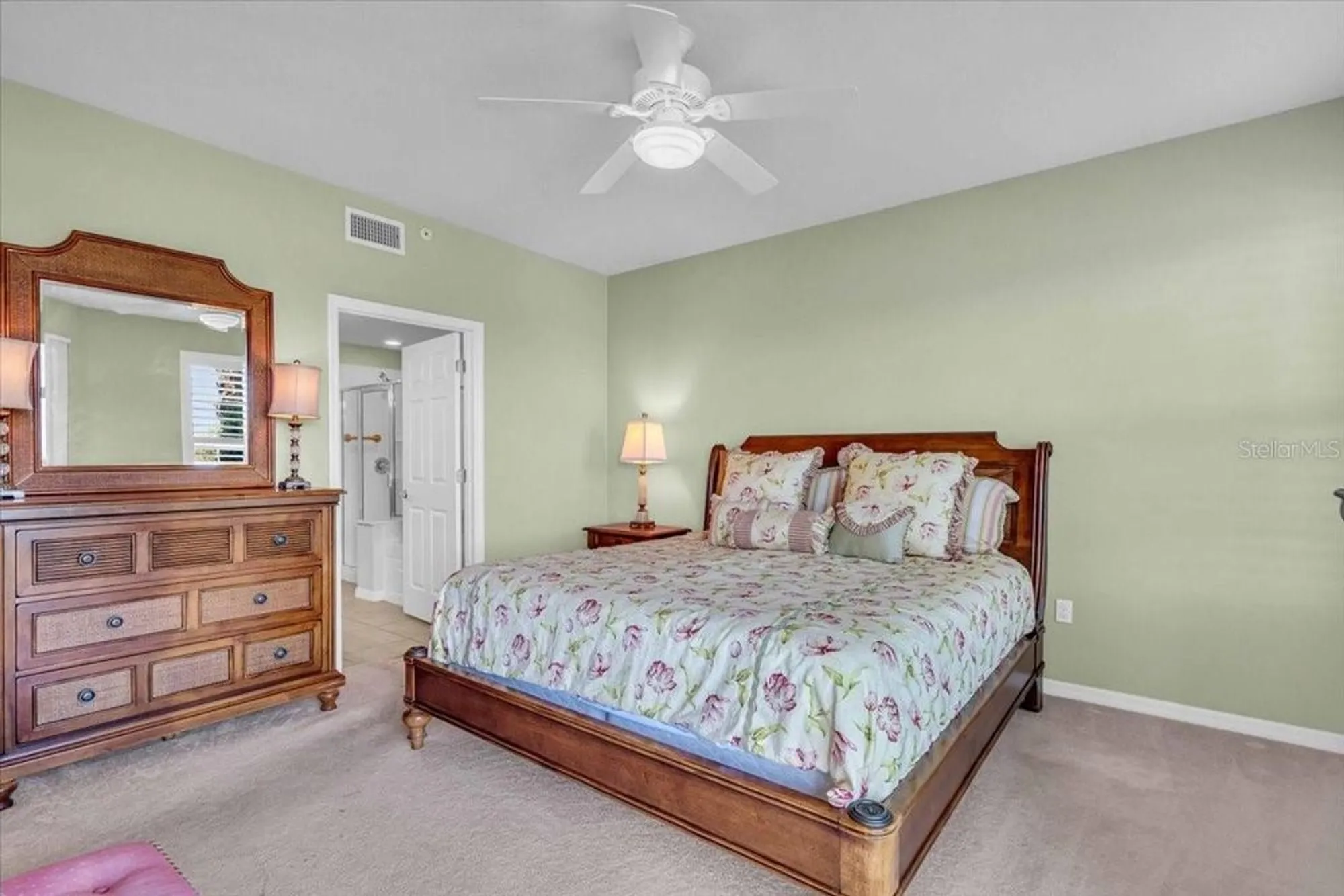 Property Slideshow image 10 of 24 | 1245 burgos dr 304, Sarasota, FL, 34238