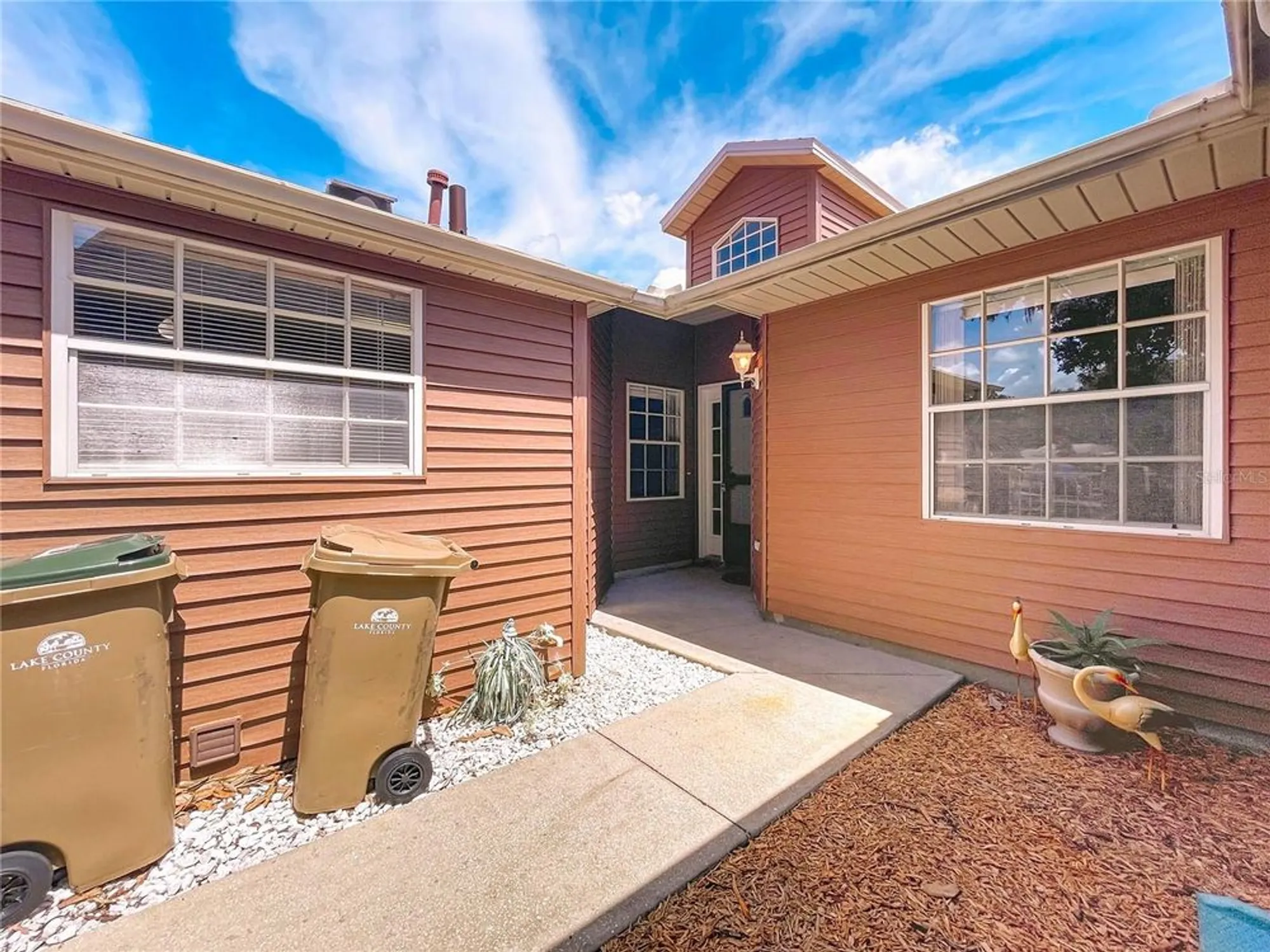 Property Slideshow image 5 of 55 | 5530 rosewall cir, Leesburg, FL, 34748