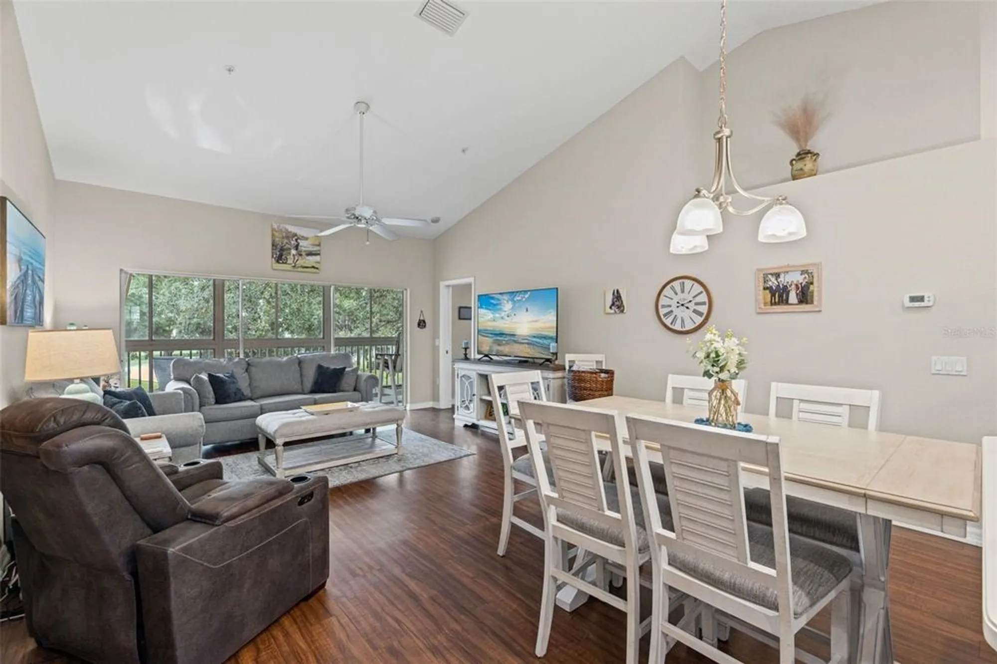 Property Slideshow image 10 of 75 | 6736 fairview ter # 6736, Bradenton, FL, 34203