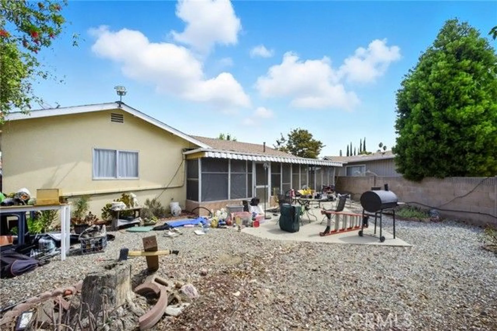 Property Slideshow image 6 of 26 | 1461 w westmont ave, Hemet, CA, 92543