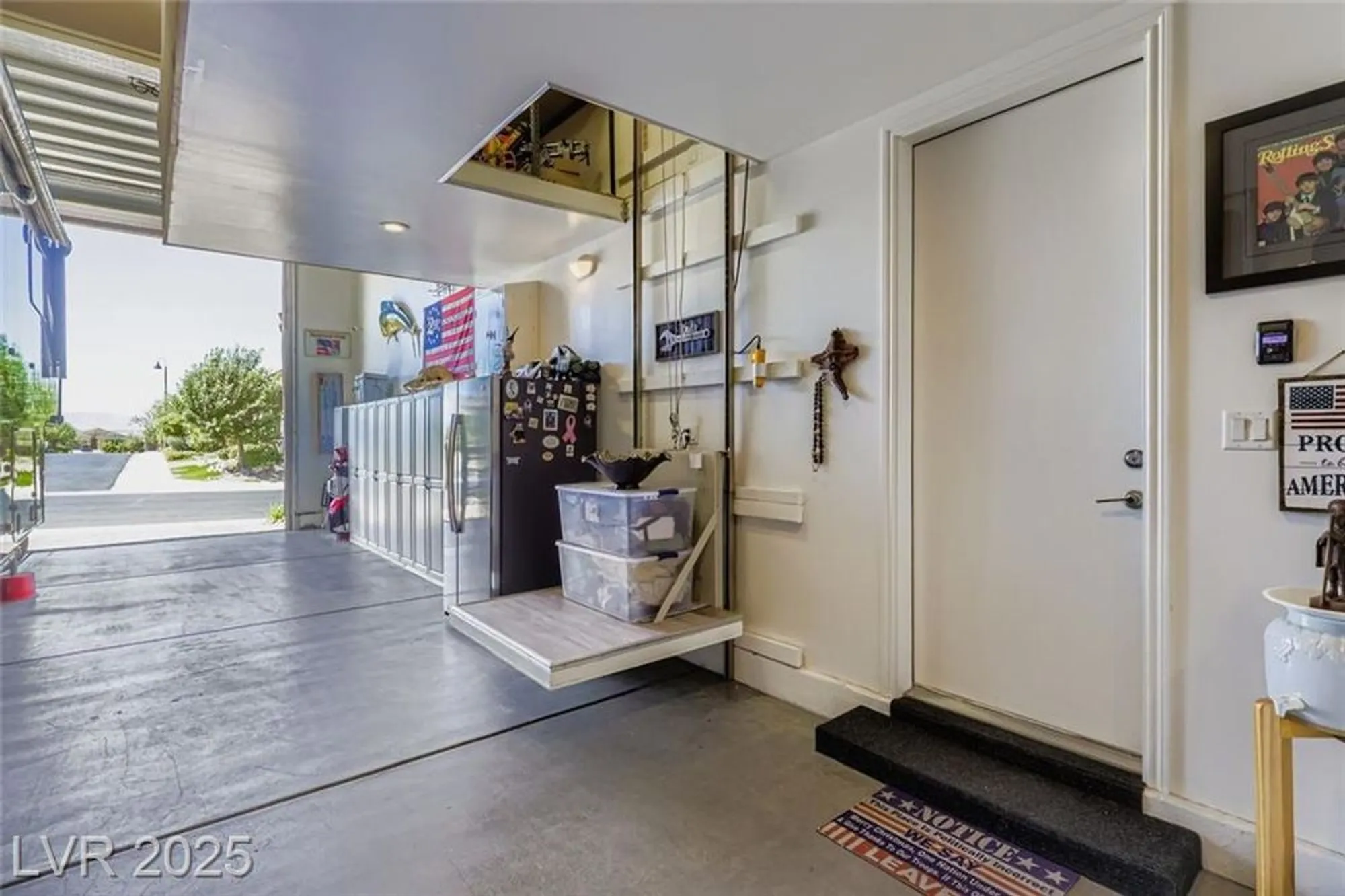 Property Slideshow image 33 of 54 | 768 rocky nook st, Henderson, NV, 89011
