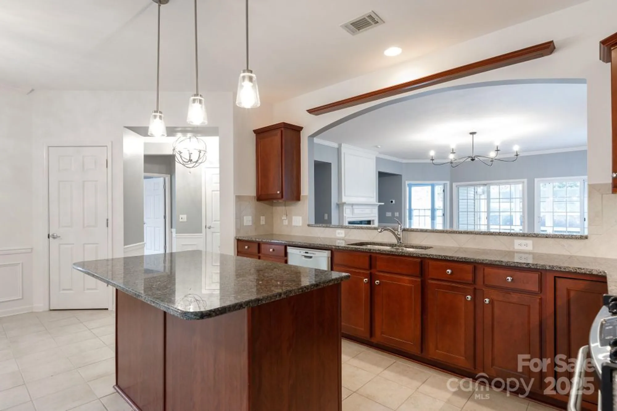 Property Slideshow image 5 of 45 | 52538 winchester st, Fort Mill, SC, 29707