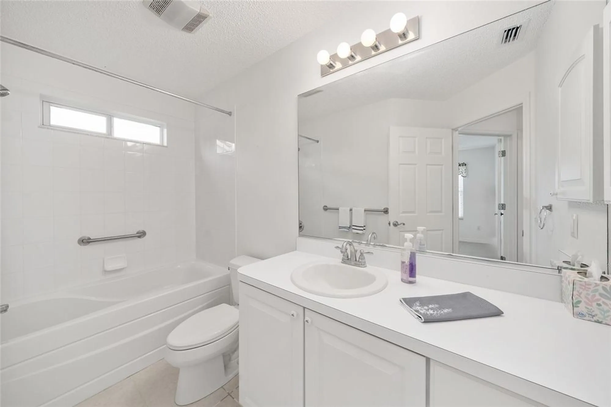 Property Slideshow image 51 of 72 | 560 smithfield pl, The Villages, FL, 32162