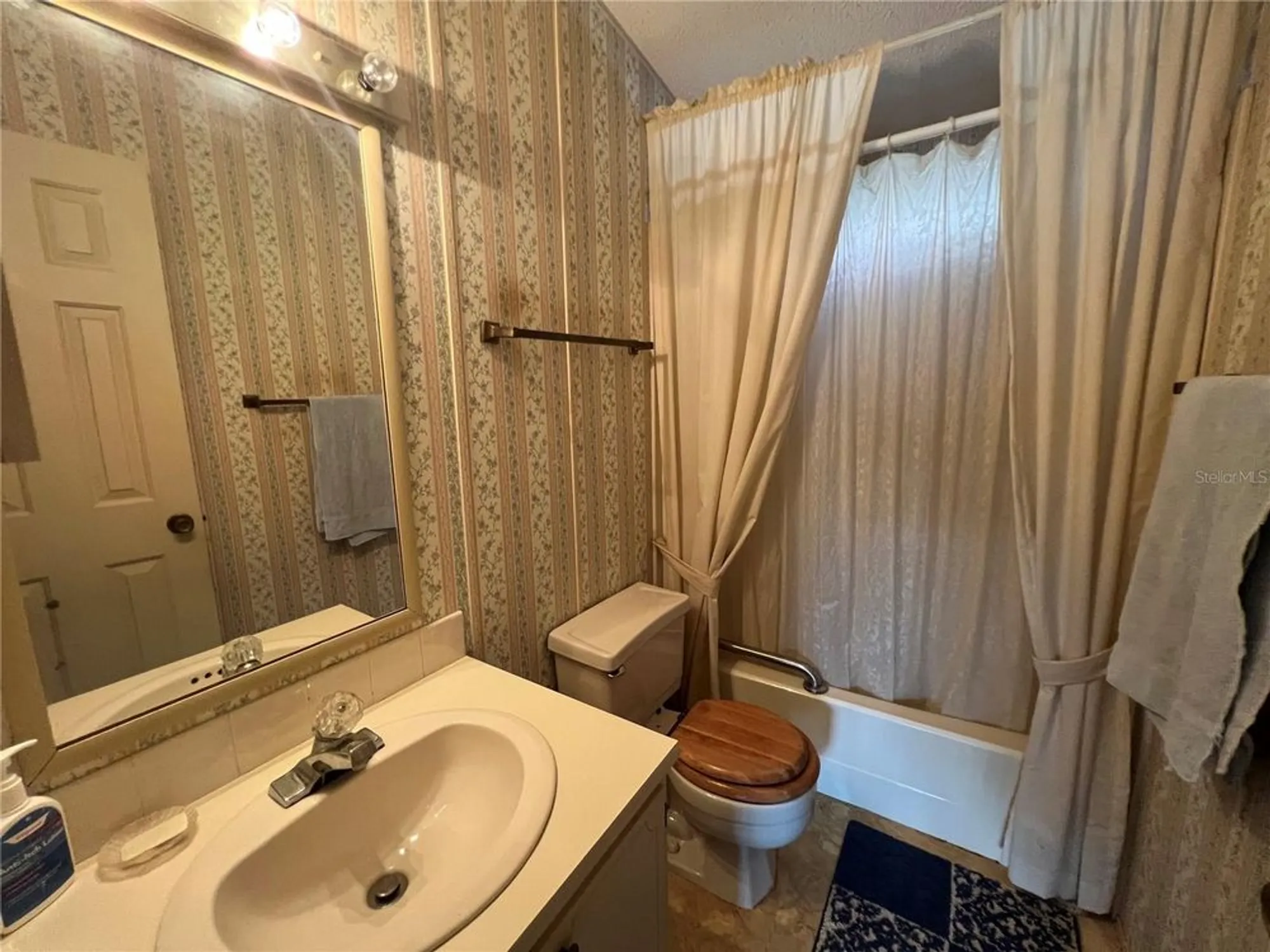 Property Slideshow image 18 of 40 | 110 timber way, Wildwood, FL, 34785