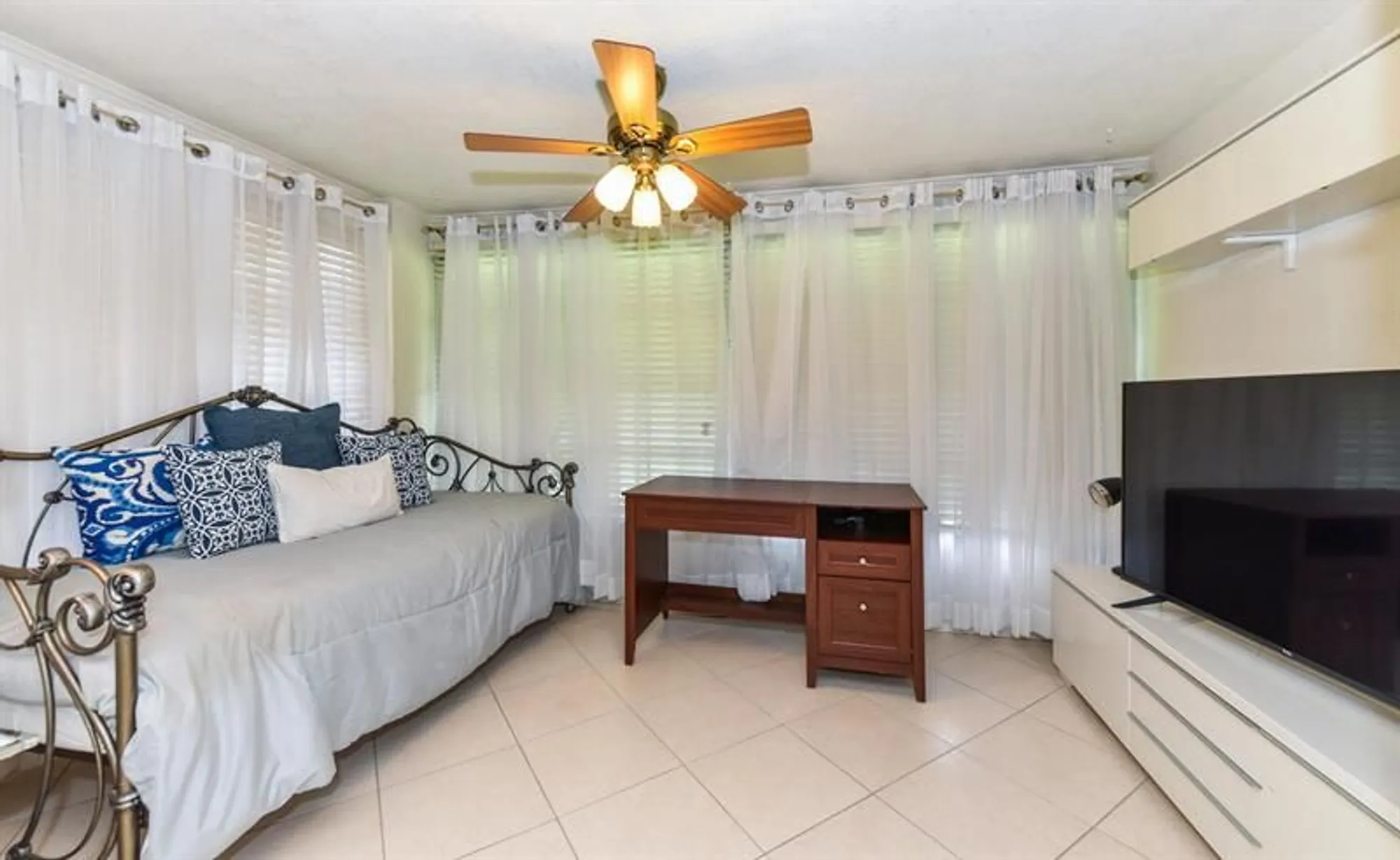 Property Slideshow image 7 of 28 | 1382 high point way b, Delray Beach, FL, 33445