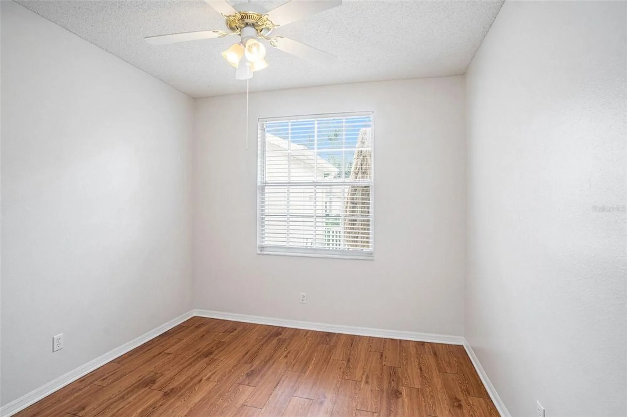 Property Slideshow image 21 of 31 | 2619 newcomb ct, Sun City Center, FL, 33573