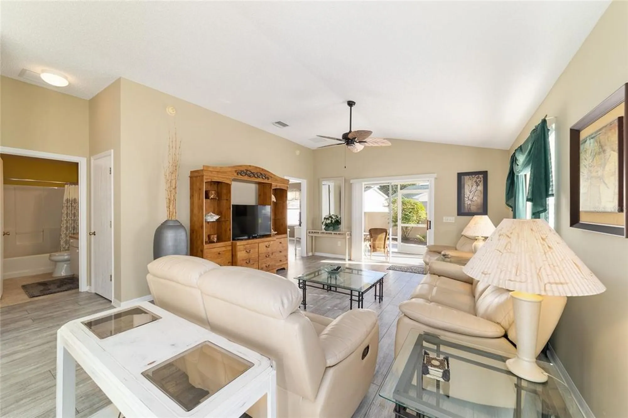 Property Slideshow image 14 of 68 | 17773 se 91st freedom ct, The Villages, FL, 32162