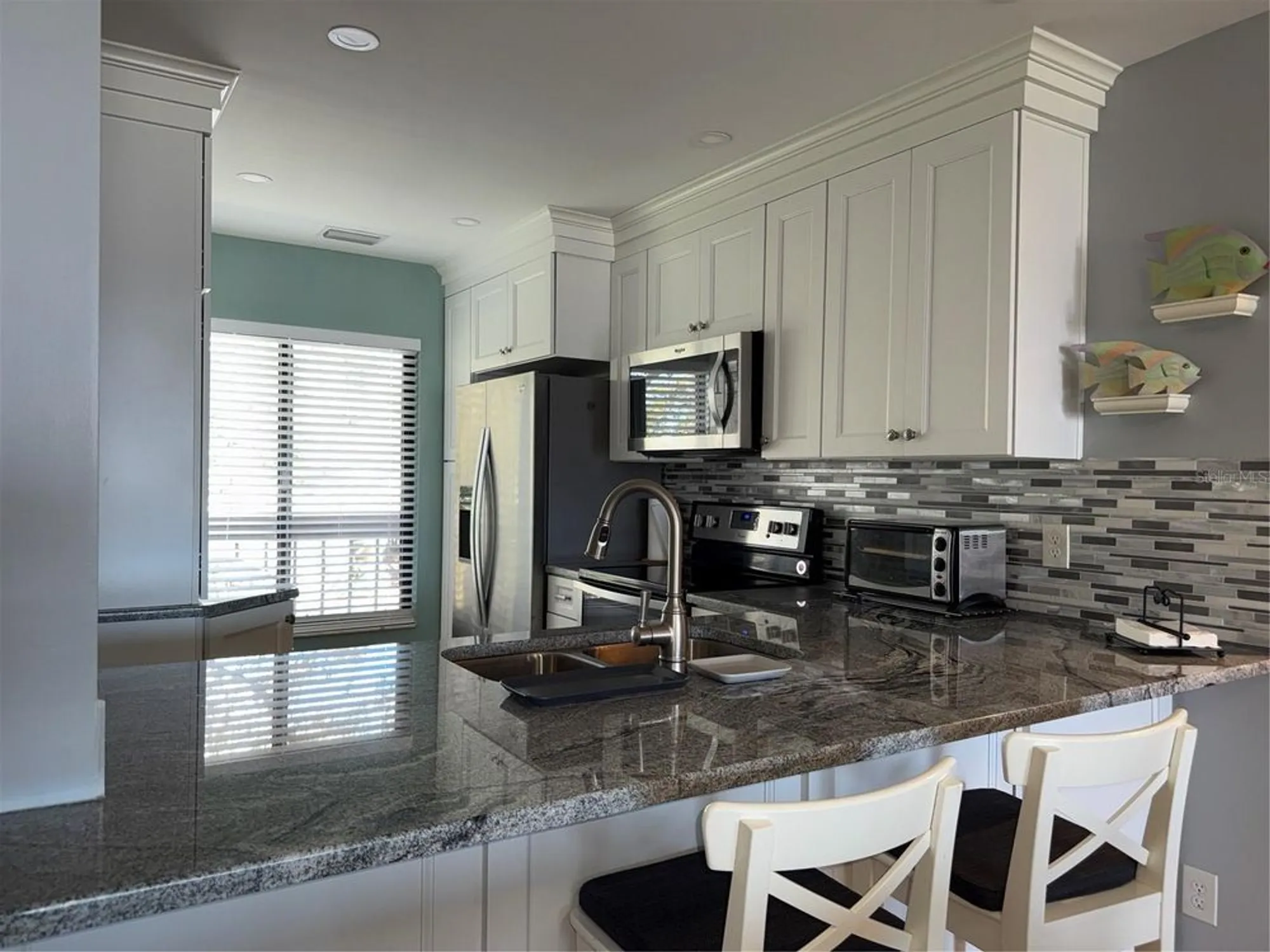 Property Slideshow image 14 of 35 | 6268 palma del mar blvd s apt 215, St Petersburg, FL, 33715