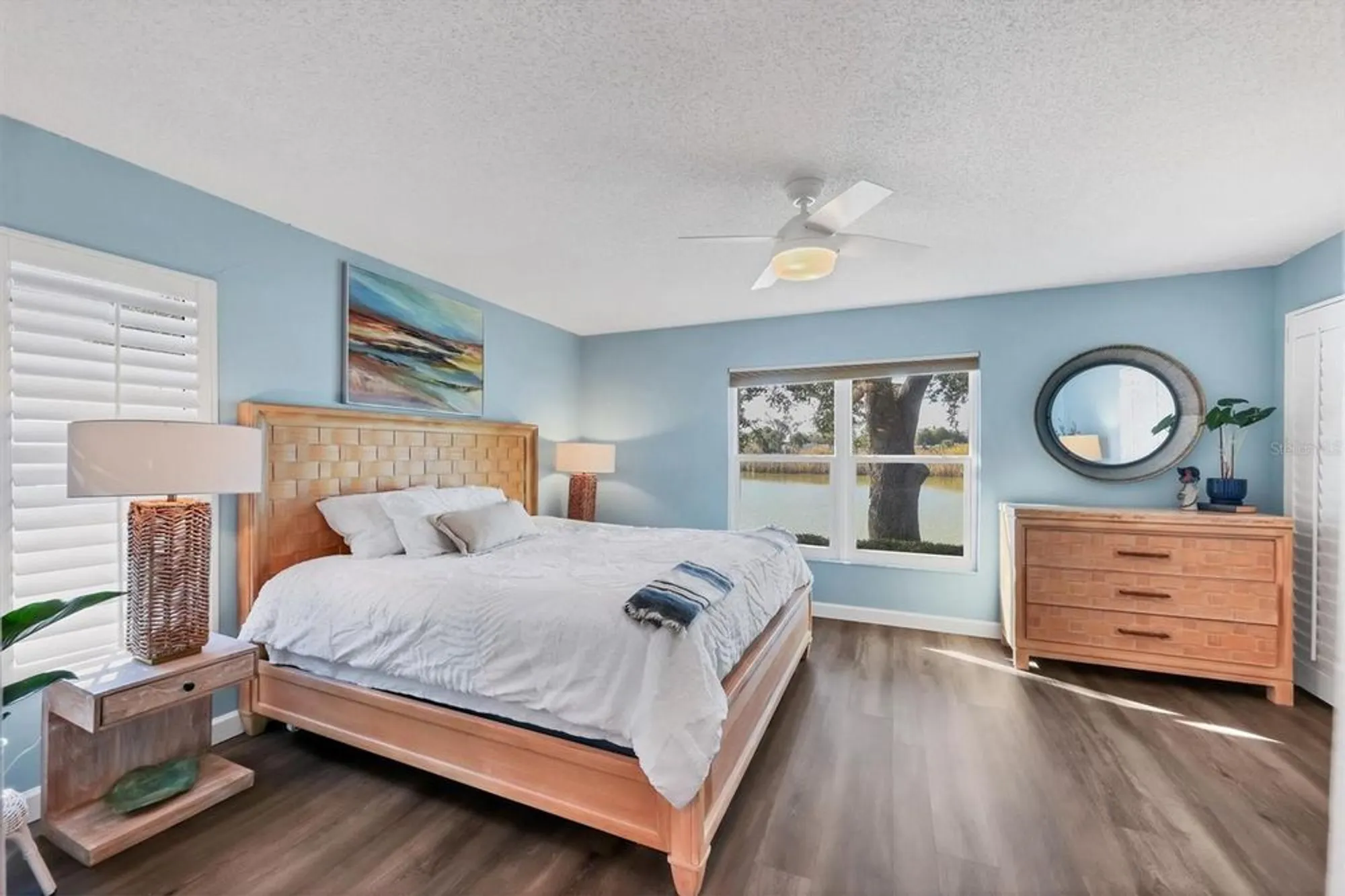 Property Slideshow image 22 of 55 | 3861 wilshire cir 115, Sarasota, FL, 34238