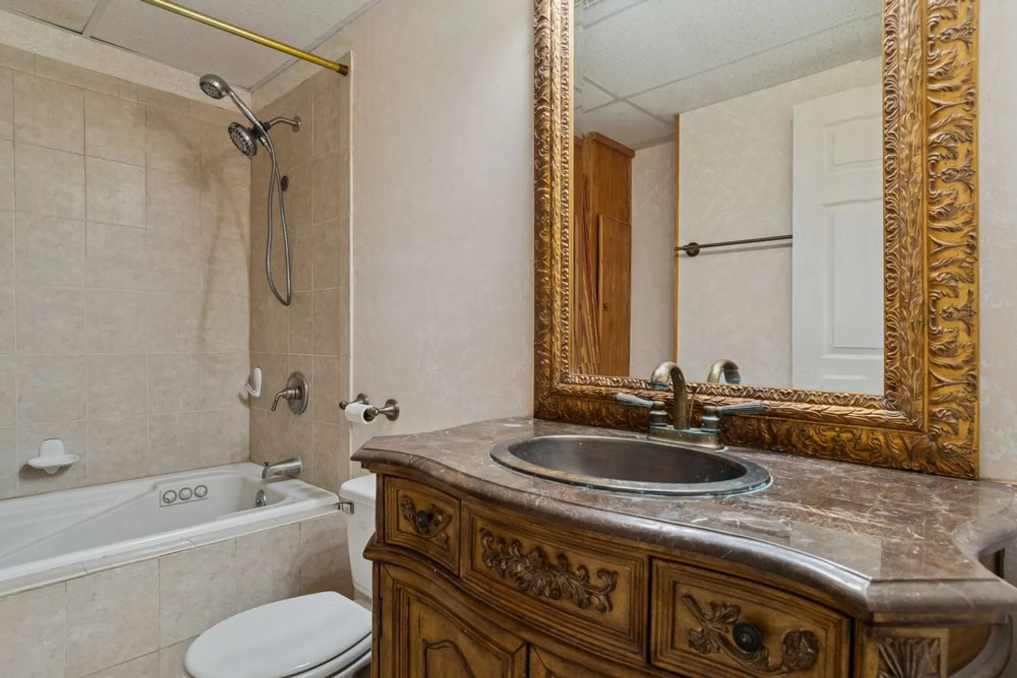 Property Slideshow image 17 of 25 | 21409 w douglas ln, Plainfield, IL, 60544