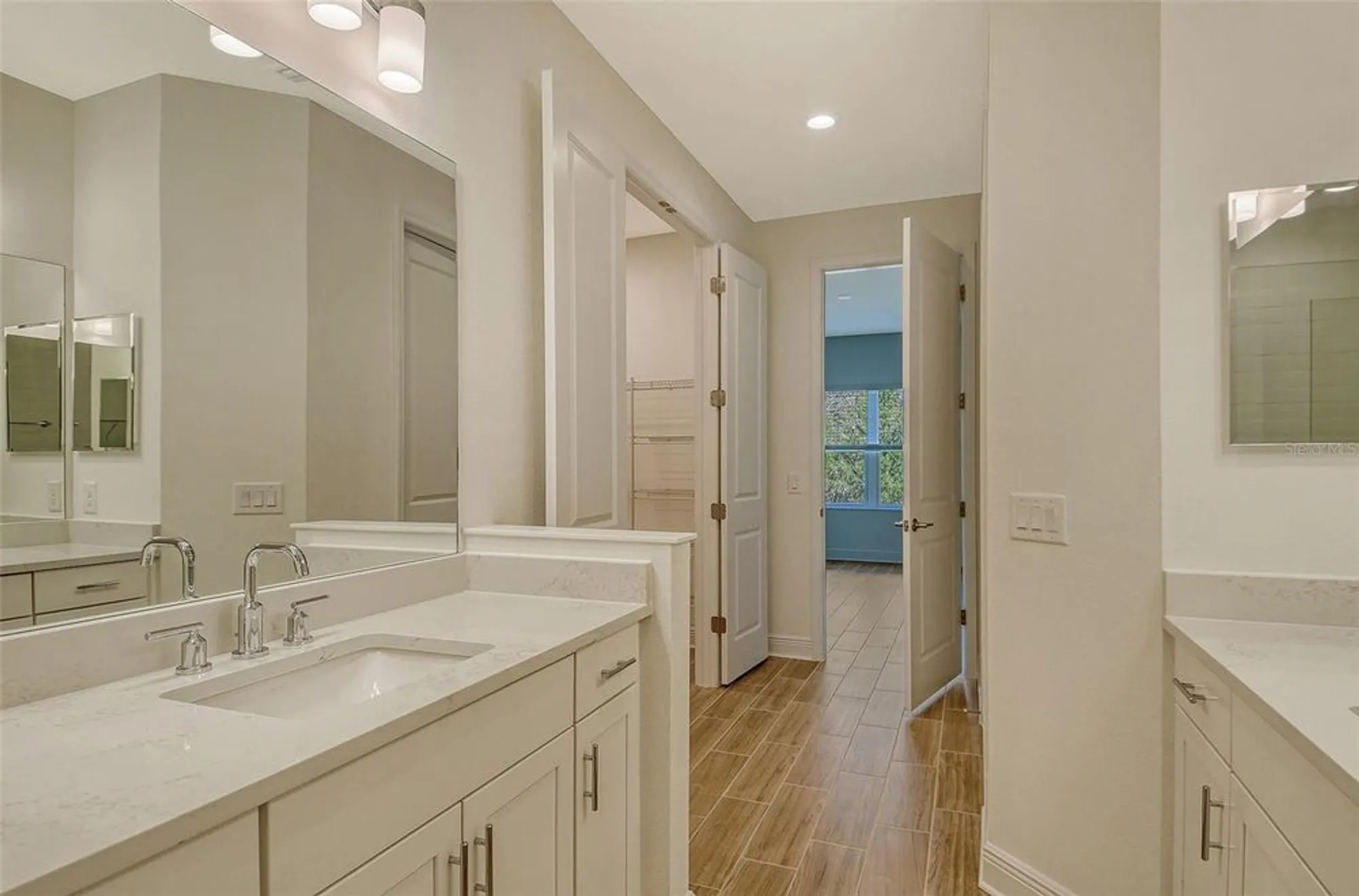 Property Slideshow image 25 of 41 | 12697 palatka dr, Venice, FL, 34293