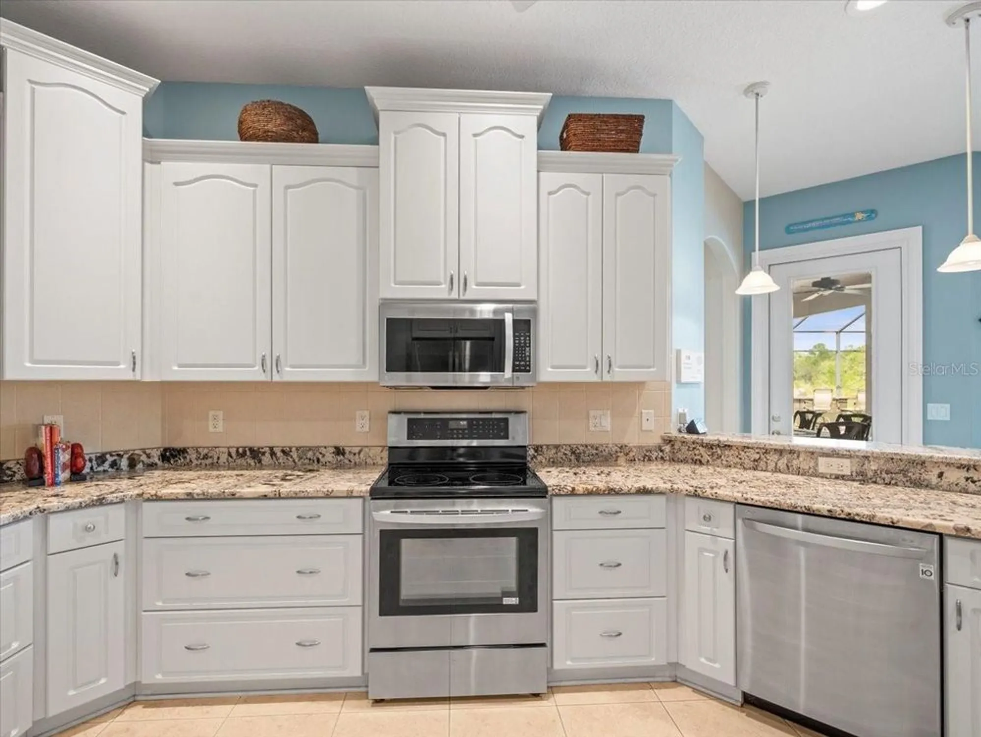 Property Slideshow image 25 of 87 | 9196 mississippi run, Weeki Wachee, FL, 34613