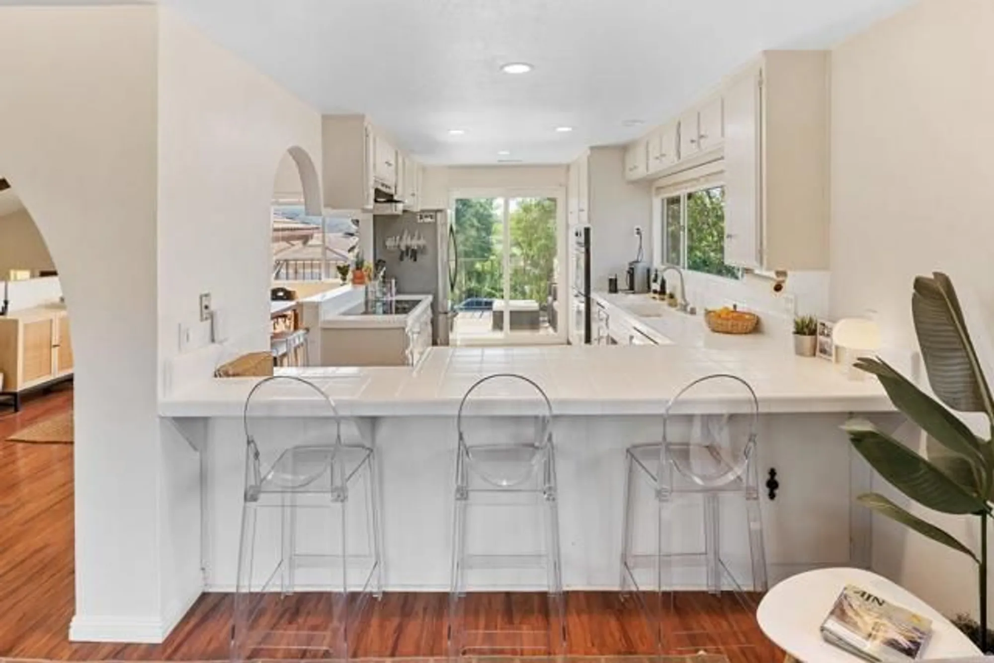 Property Slideshow image 15 of 53 | 10512 moon view way, Escondido, CA, 92026