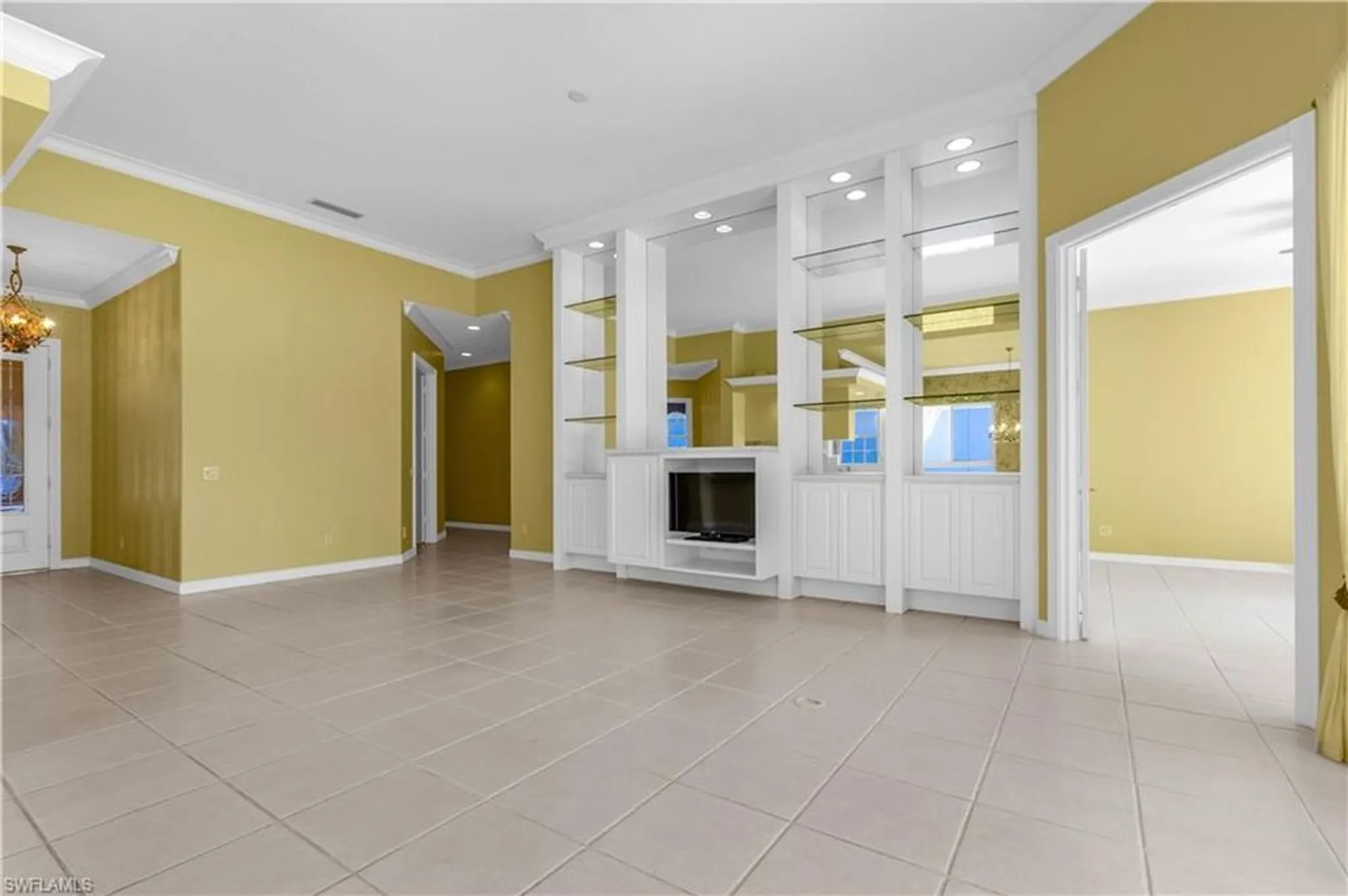 Property Slideshow image 14 of 49 | 3790 whidbey way, Naples, FL, 34119