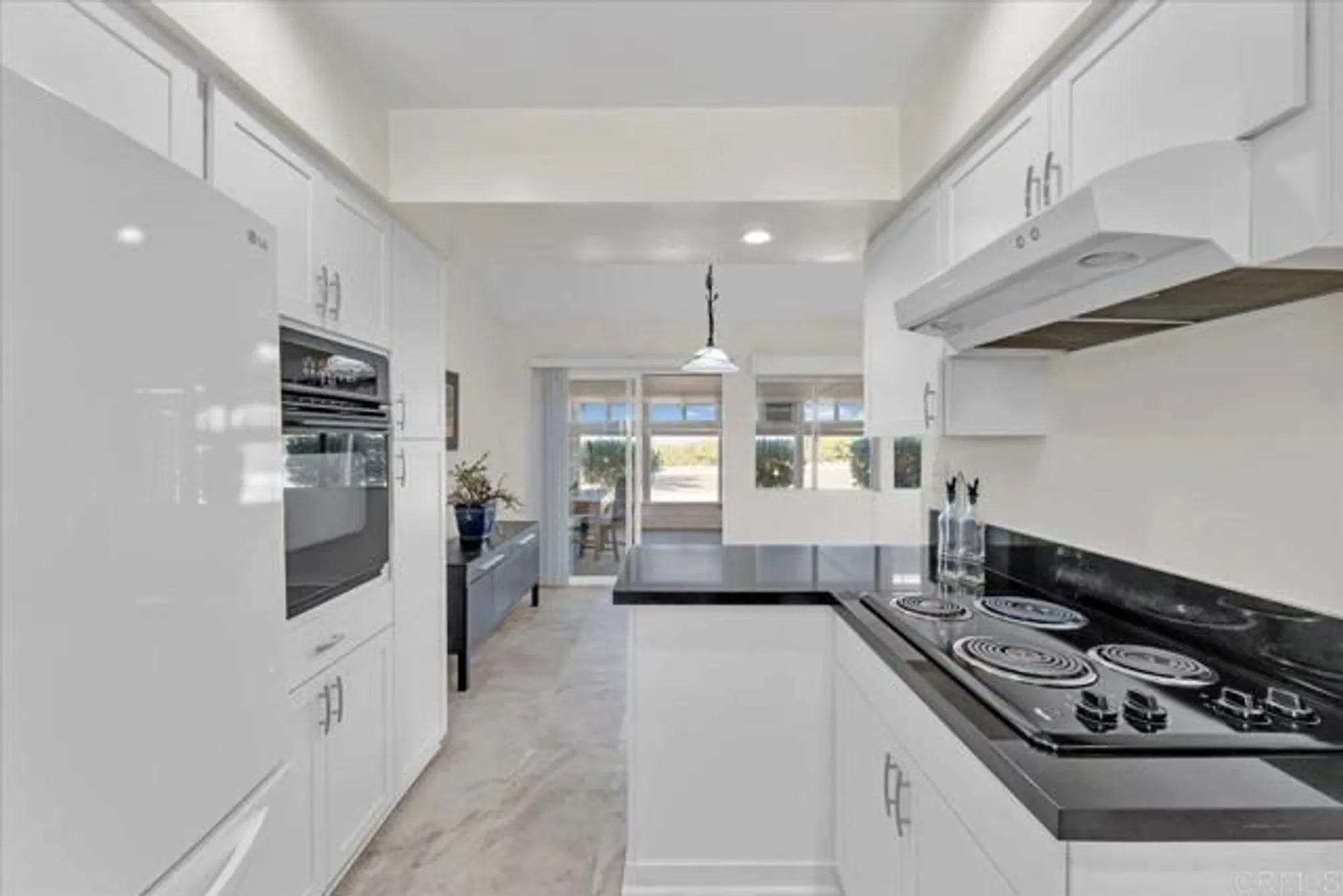 Property Slideshow image 16 of 44 | 3685 vista campana 56, Oceanside, CA, 92057