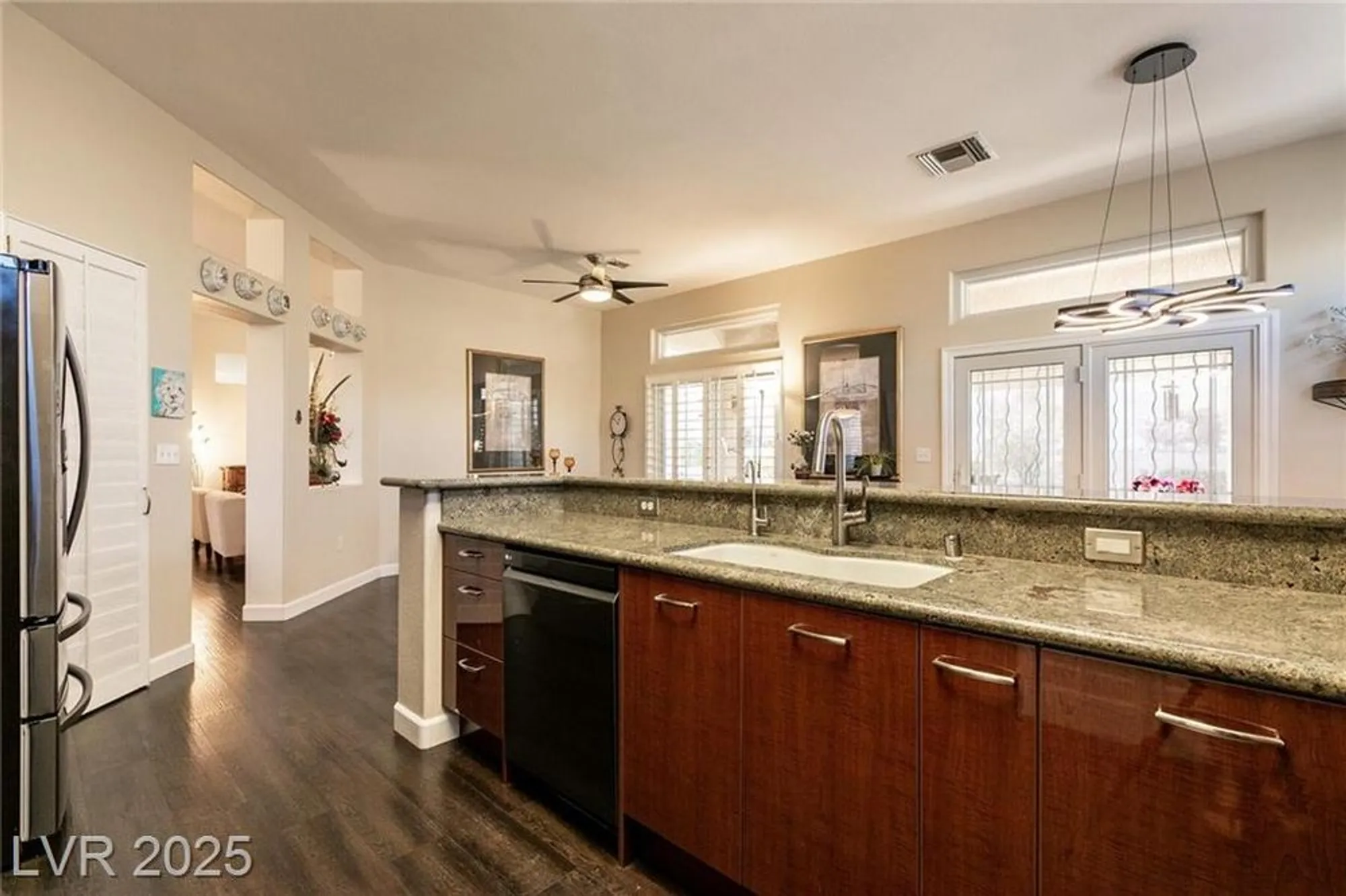 Property Slideshow image 24 of 46 | 1901 capestone st, Las Vegas, NV, 89134