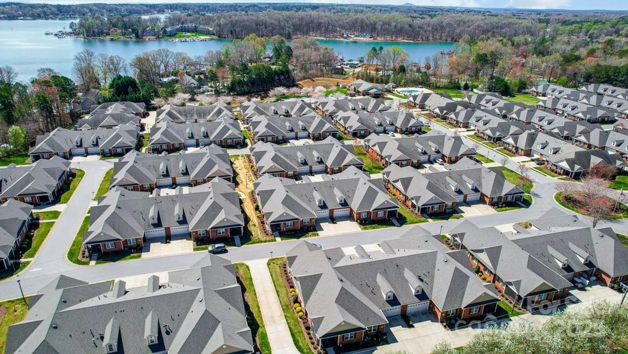 Property Slideshow image 33 of 34 | 8146 viscount ct, Denver, NC, 28037