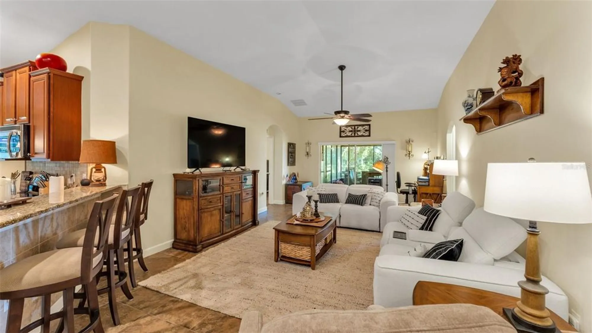 Property Slideshow image 30 of 80 | 4016 carteret dr, Winter Haven, FL, 33884