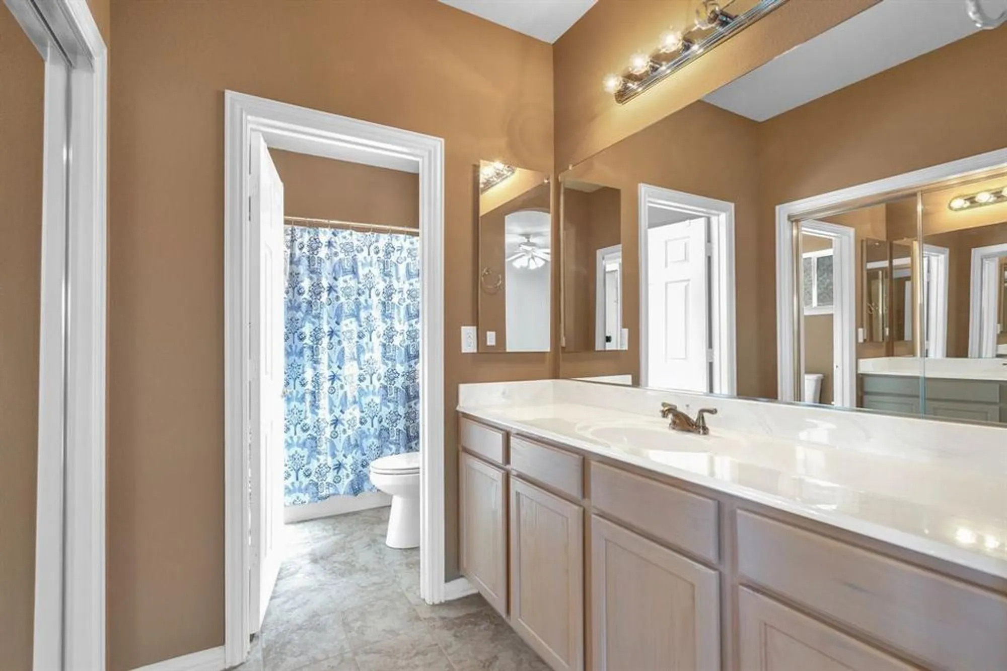 Property Slideshow image 25 of 34 | 9009 gardenia dr, Denton, TX, 76207