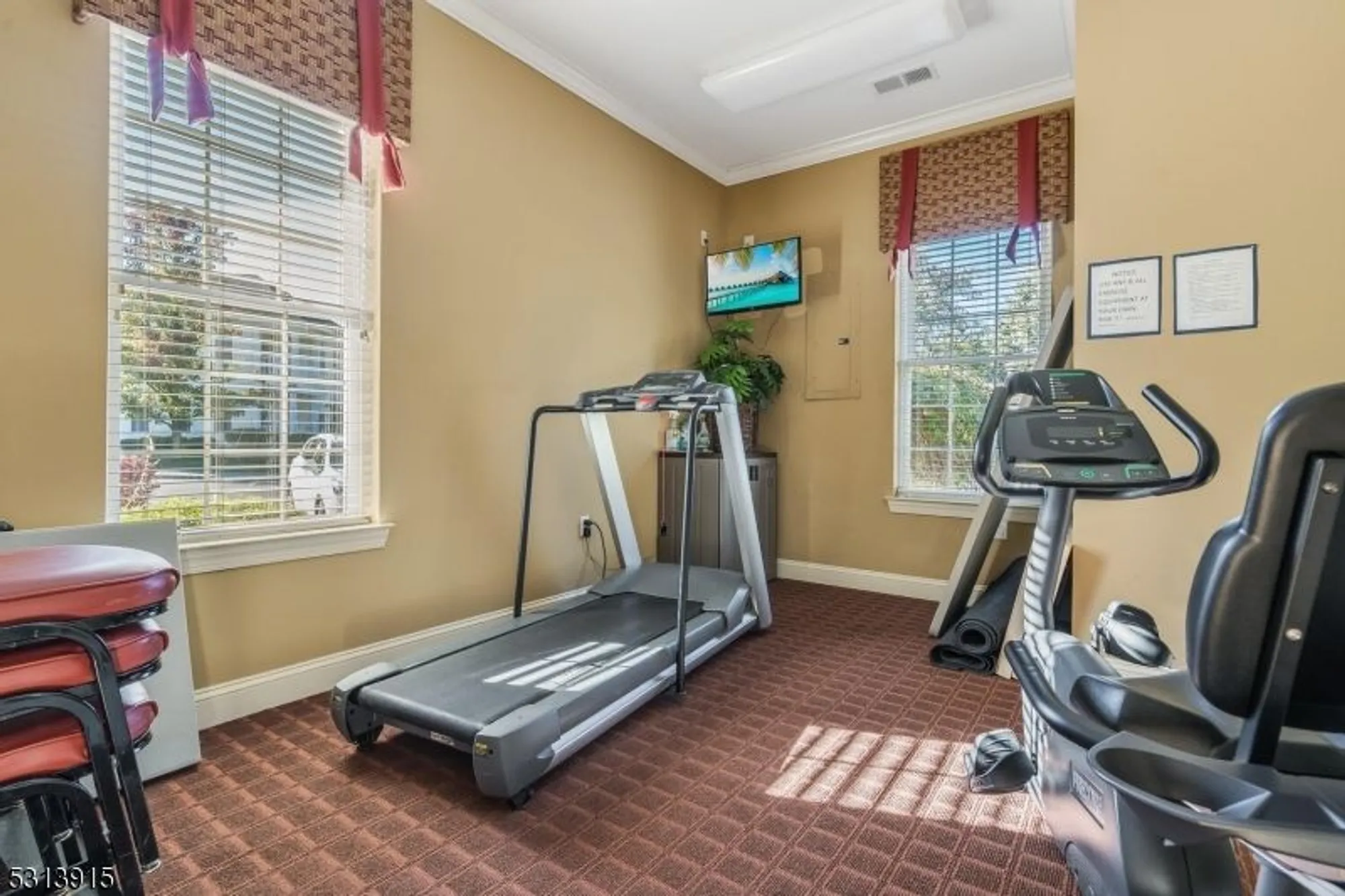 Property Slideshow image 27 of 48 | 6015 brookfield glen dr # 15, Belvidere, NJ, 07823