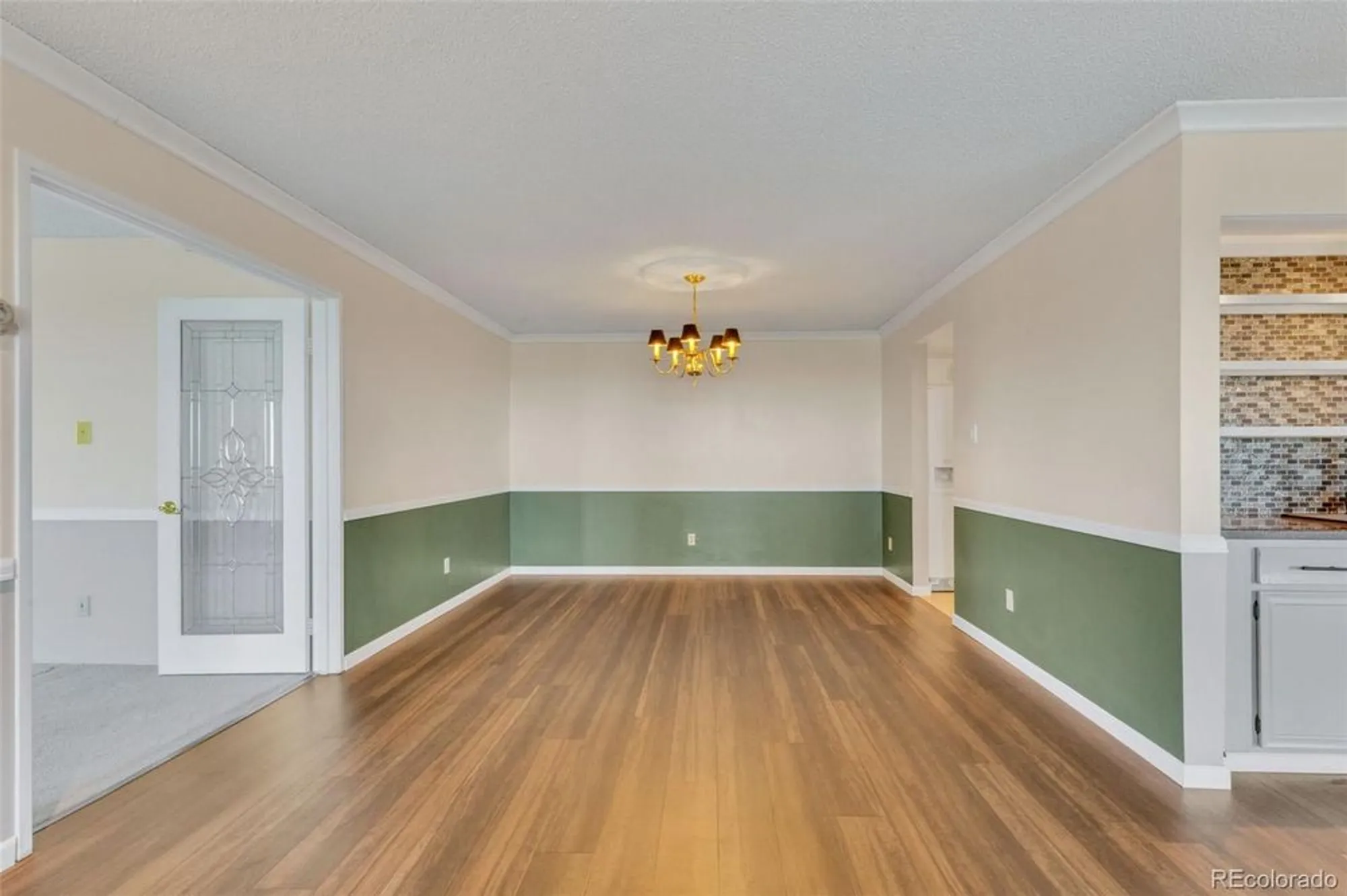 Property Slideshow image 6 of 50 | 14390 e marina dr apt 606, Aurora, CO, 80014