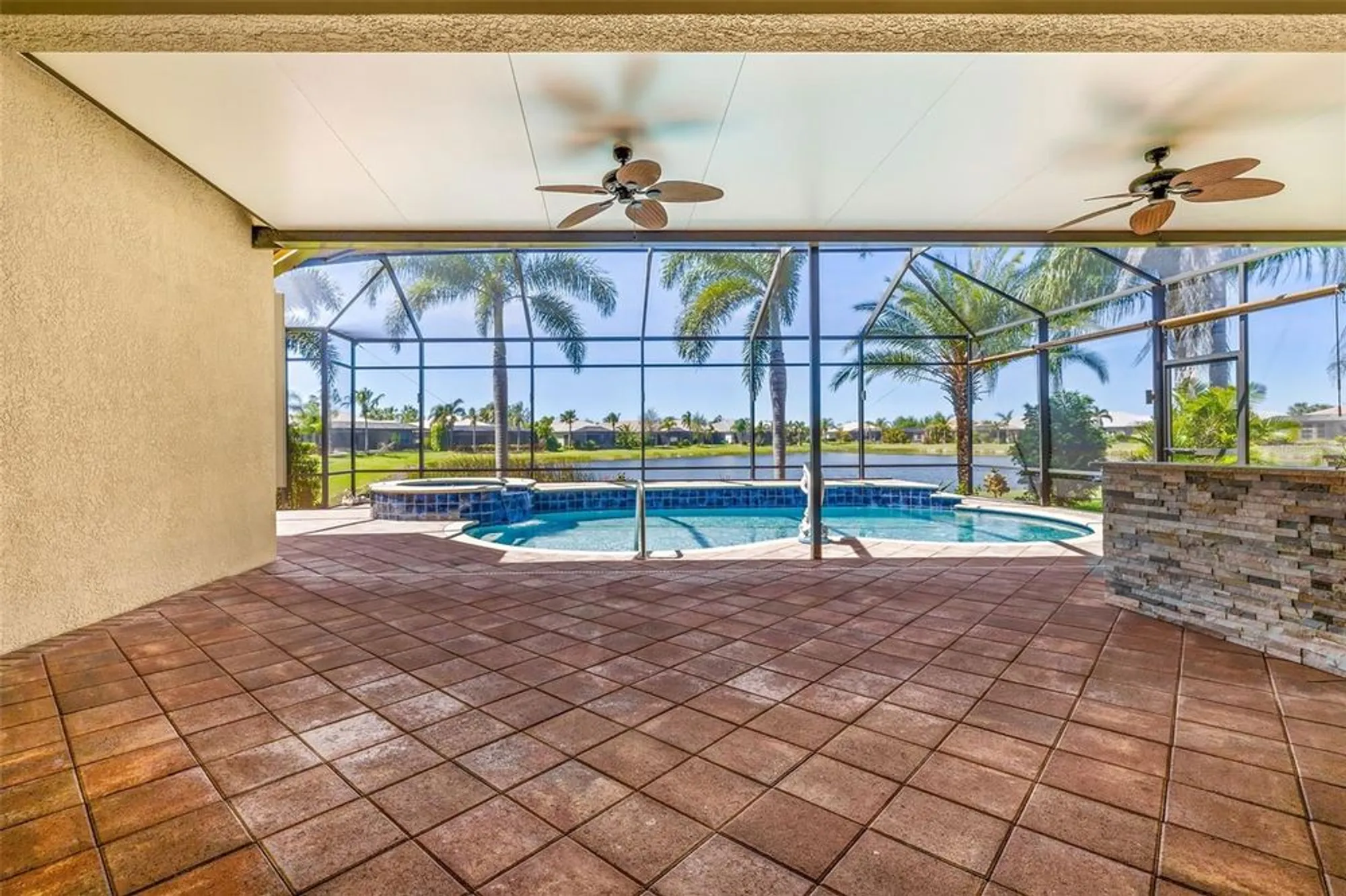 Property Slideshow image 43 of 88 | 5073 stone harbor cir, Wimauma, FL, 33598