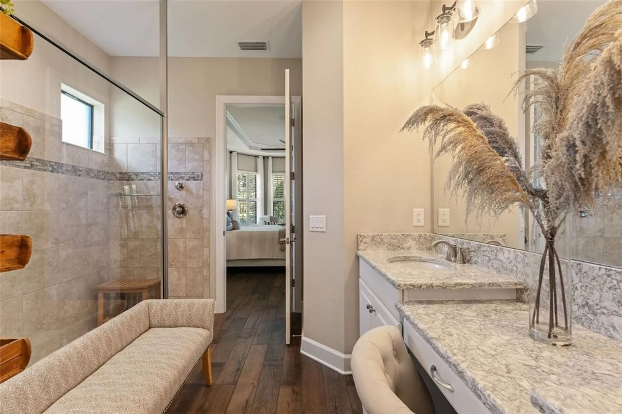 Property Slideshow image 41 of 76 | 11295 juglans dr, Odessa, FL, 33556