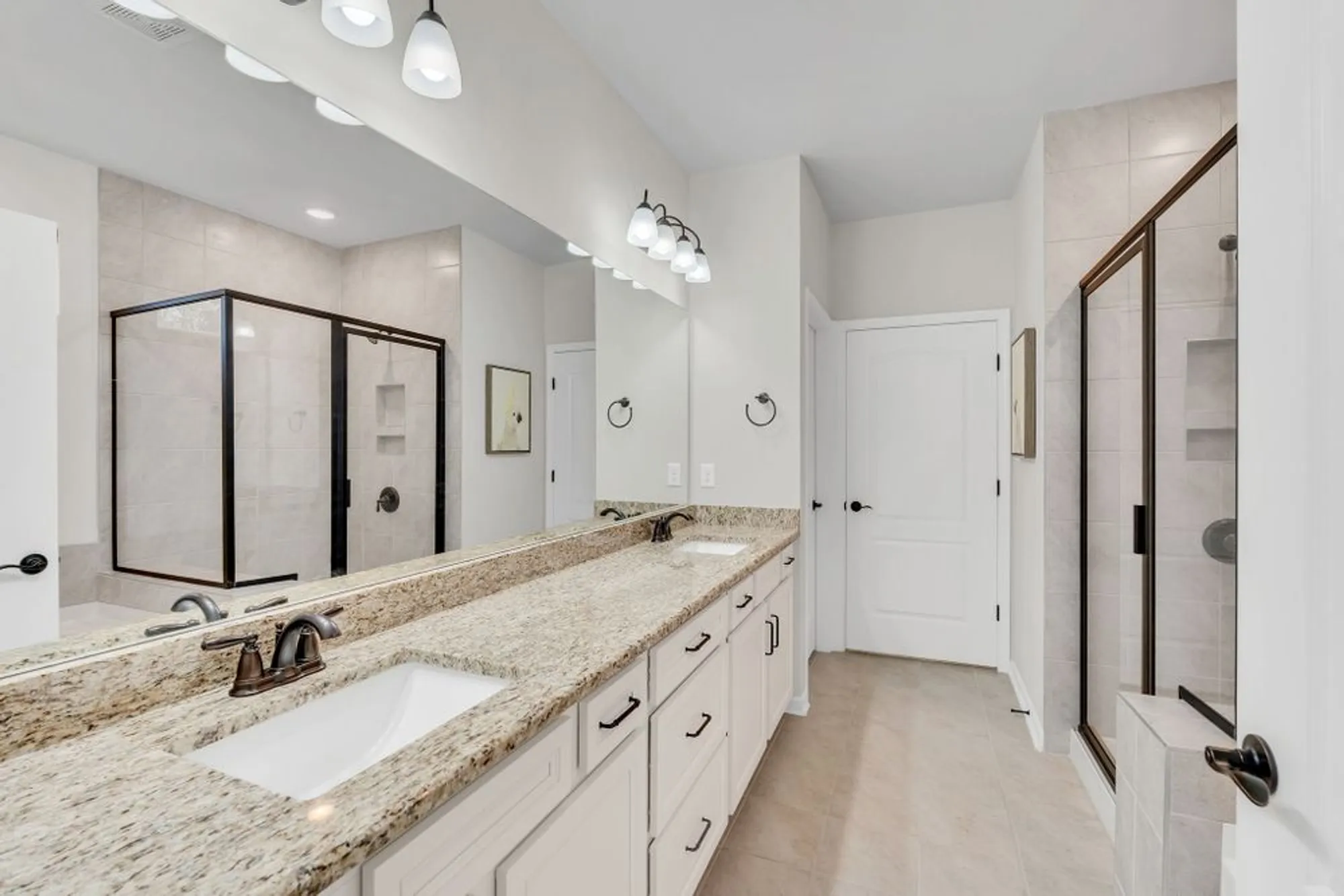 Property Slideshow image 21 of 65 | 2061 hardin pl, Spring Hill, TN, 37174