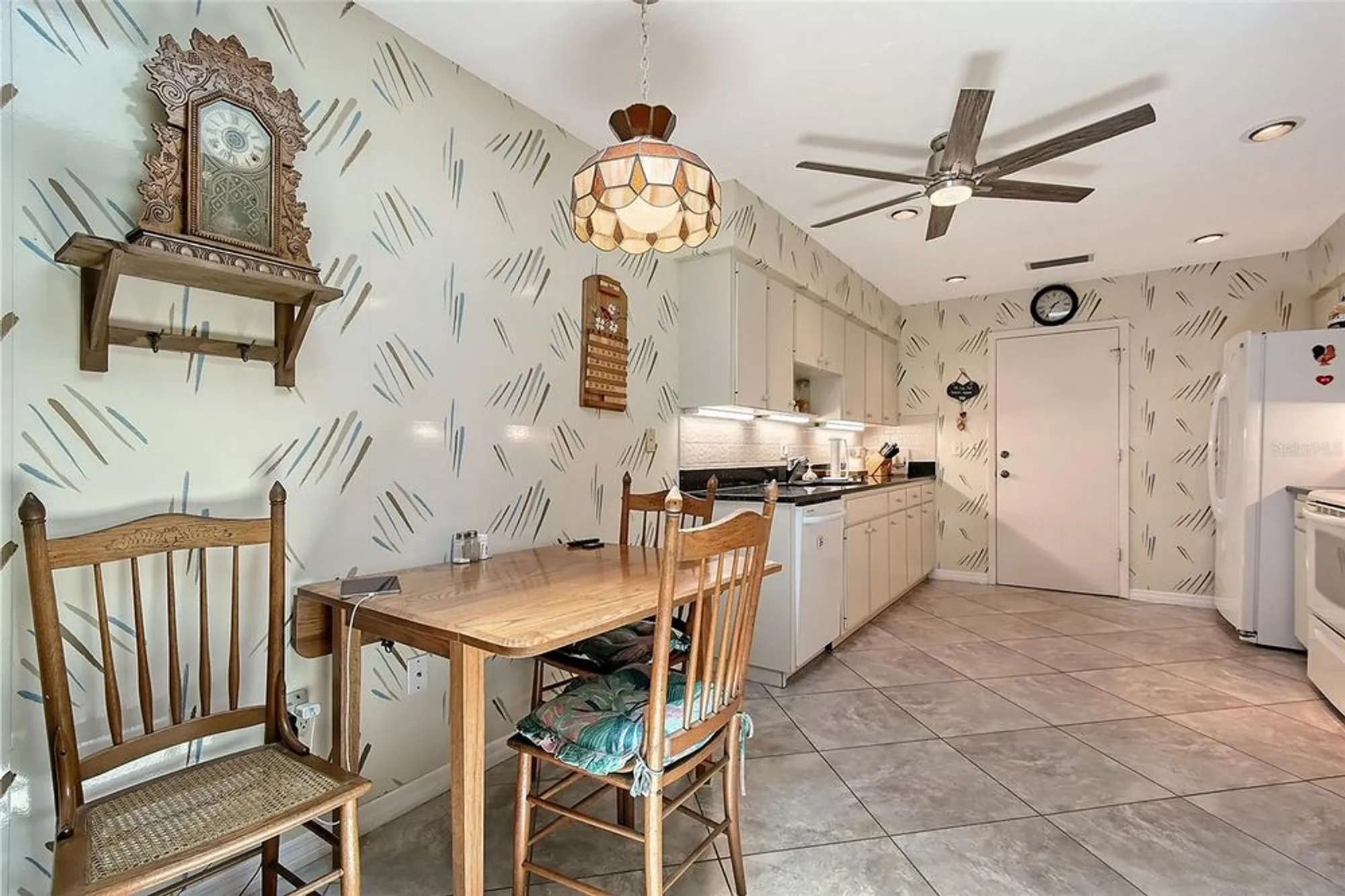 Property Slideshow image 8 of 33 | 4609 pine green trl # 4609, Sarasota, FL, 34241