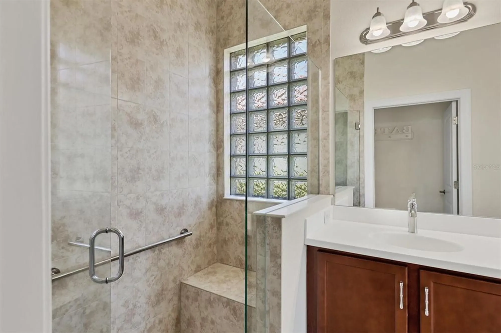 Property Slideshow image 22 of 58 | 10424 crooked creek dr, Venice, FL, 34293