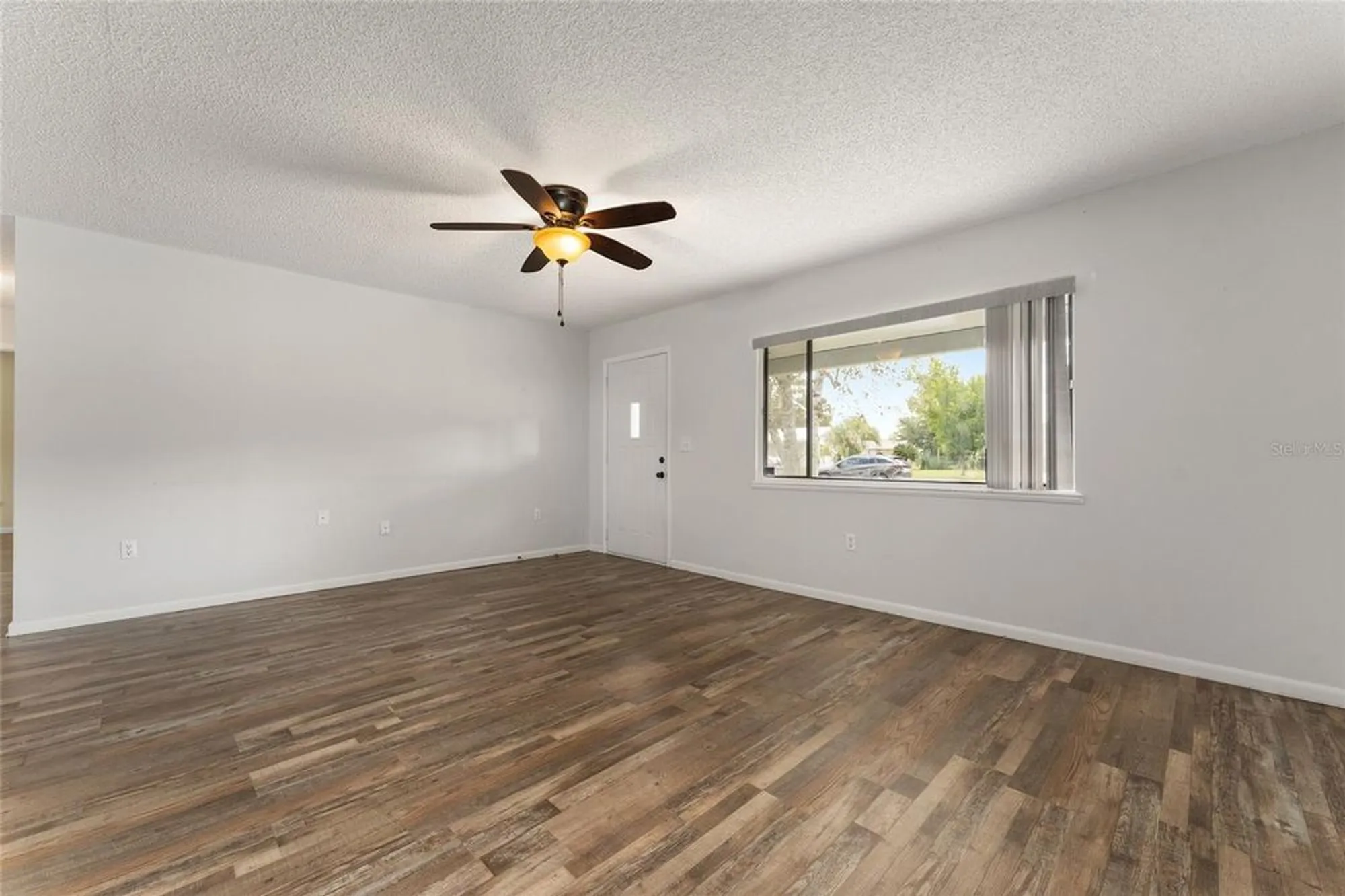 Property Slideshow image 7 of 39 | 9981 sw 103rd pl, Ocala, FL, 34481