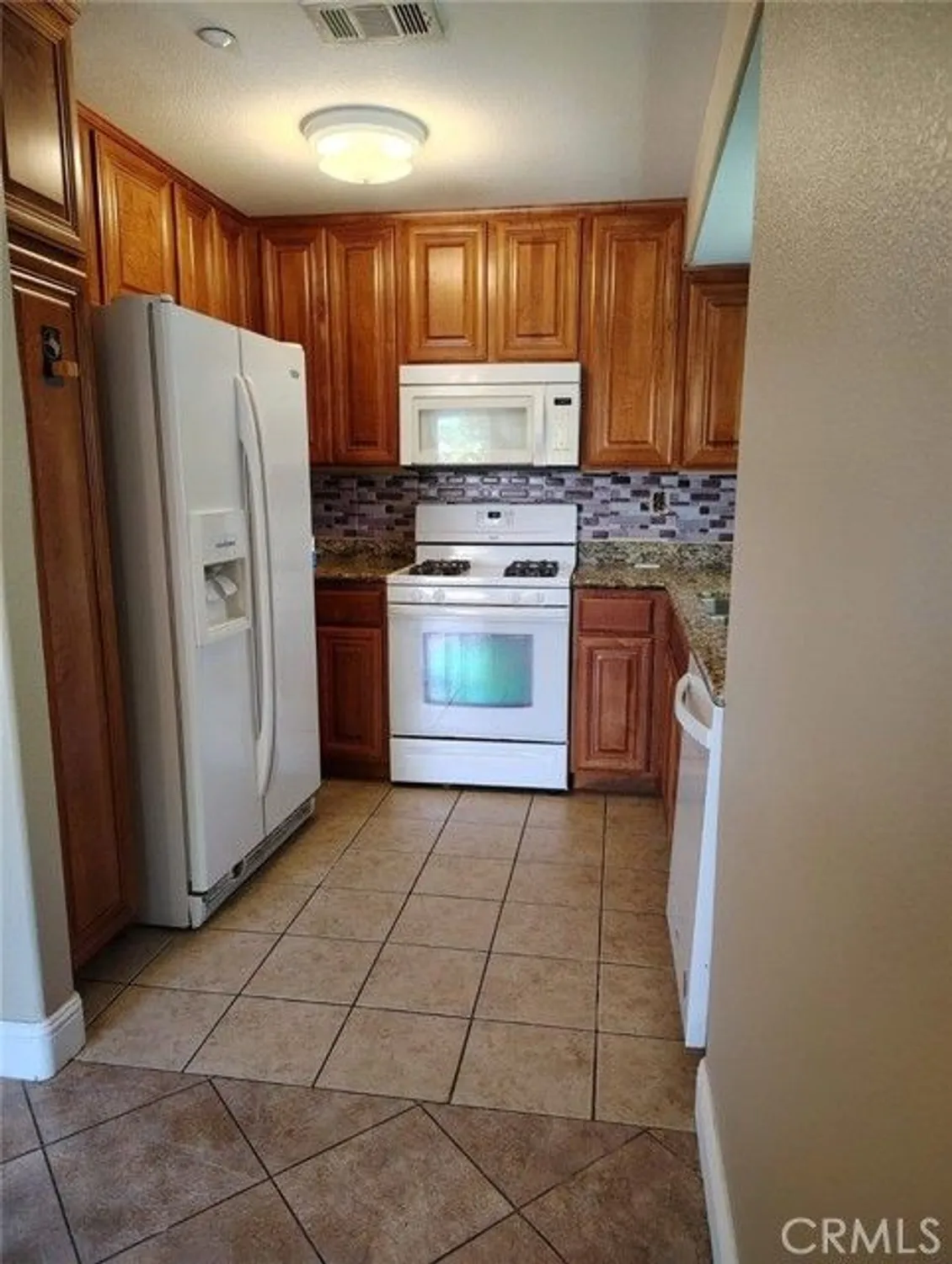 Property Slideshow image 5 of 16 | 19229 palo verde dr, Apple Valley, CA, 92308