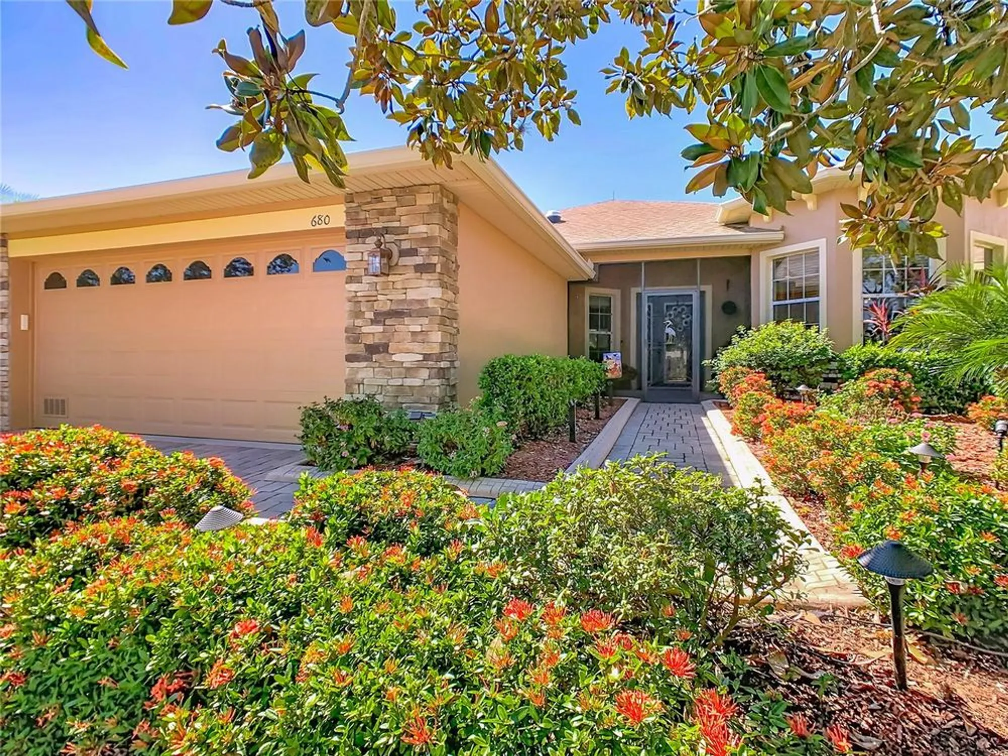 Property Slideshow image 1 of 76 | 680 portofino dr, Poinciana, FL, 34759