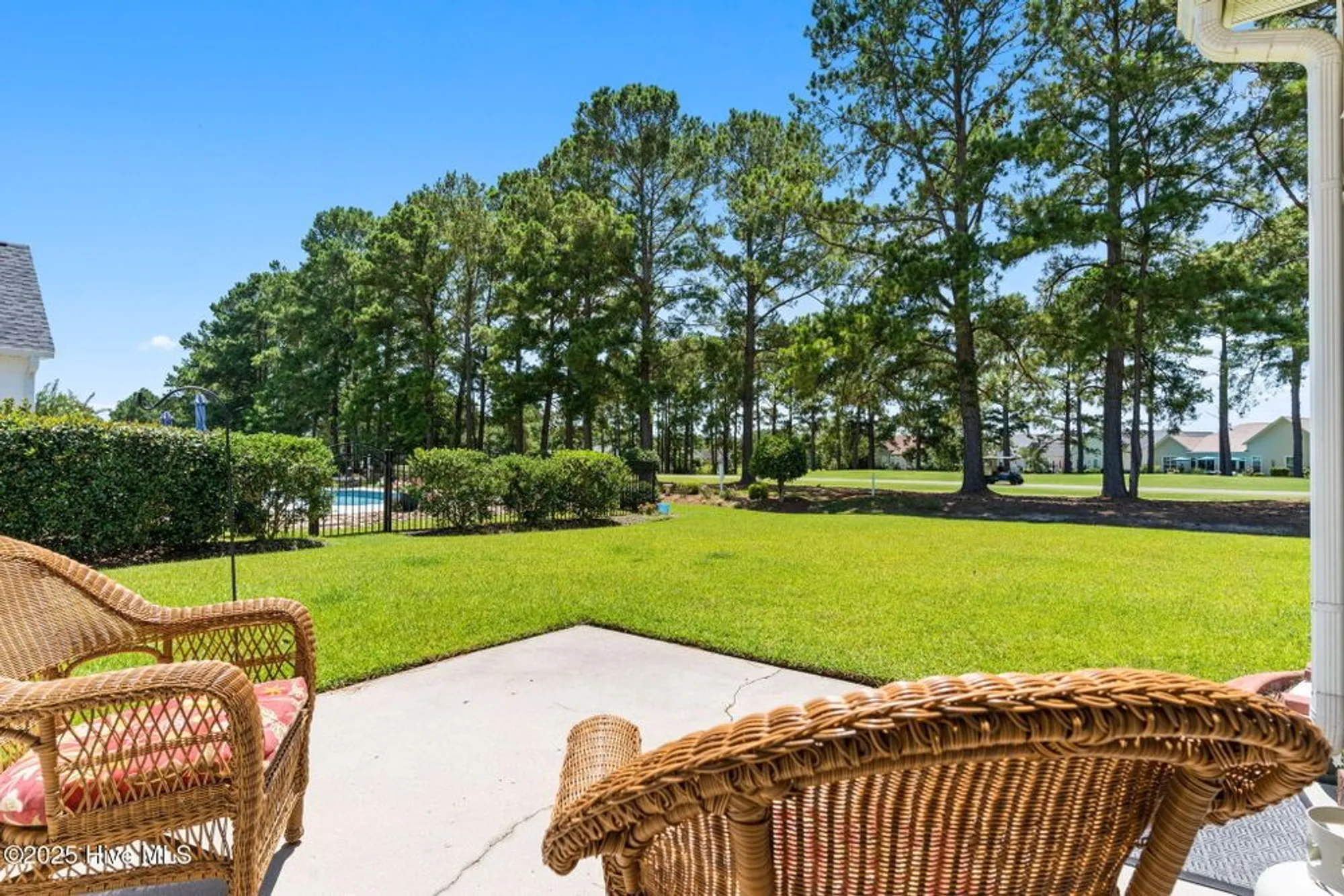 Property Slideshow image 24 of 36 | 675 meadowbrook ln, Calabash, NC, 28467