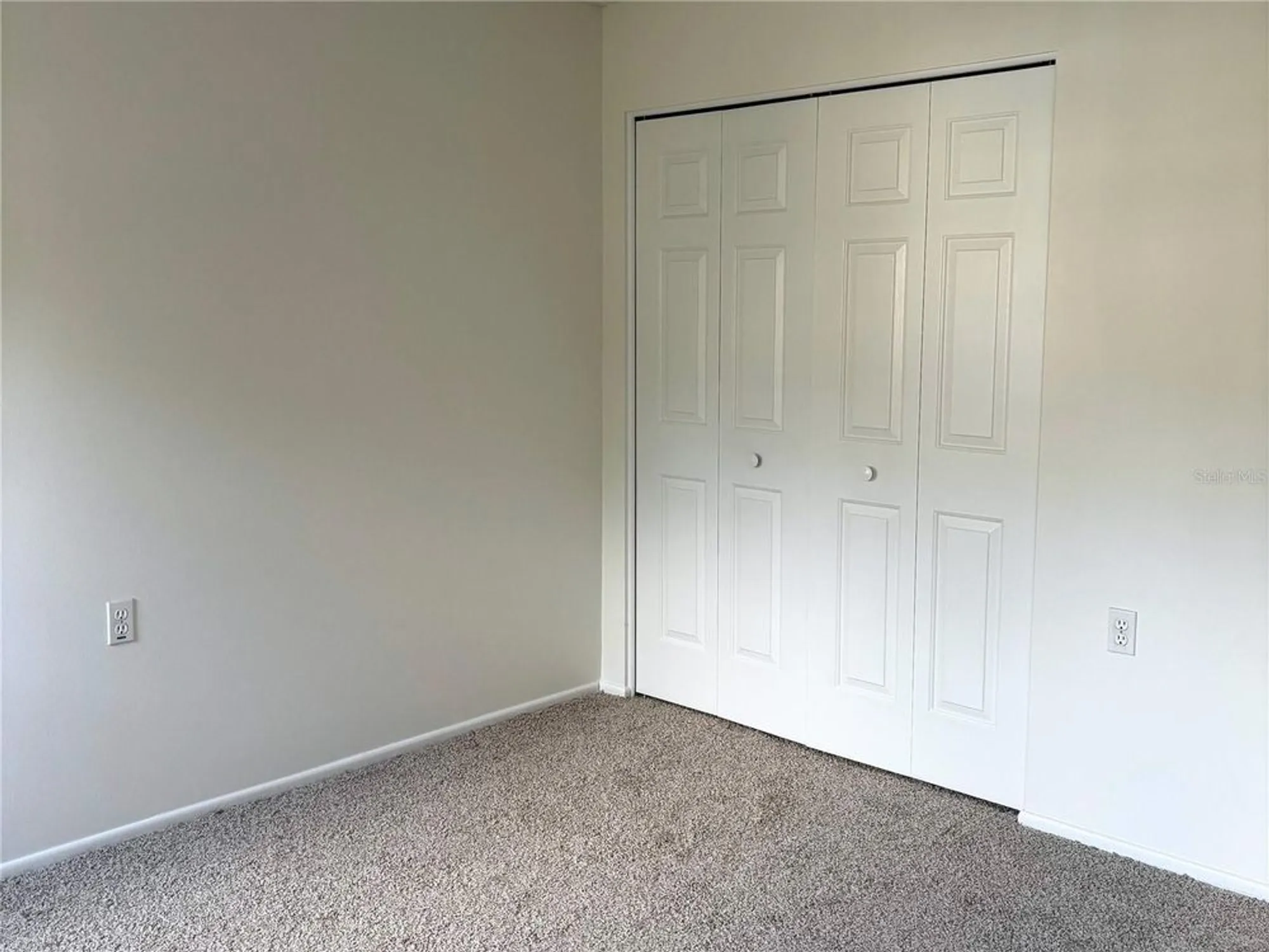 Property Slideshow image 16 of 36 | 2165 springmeadow dr, Spring Hill, FL, 34606