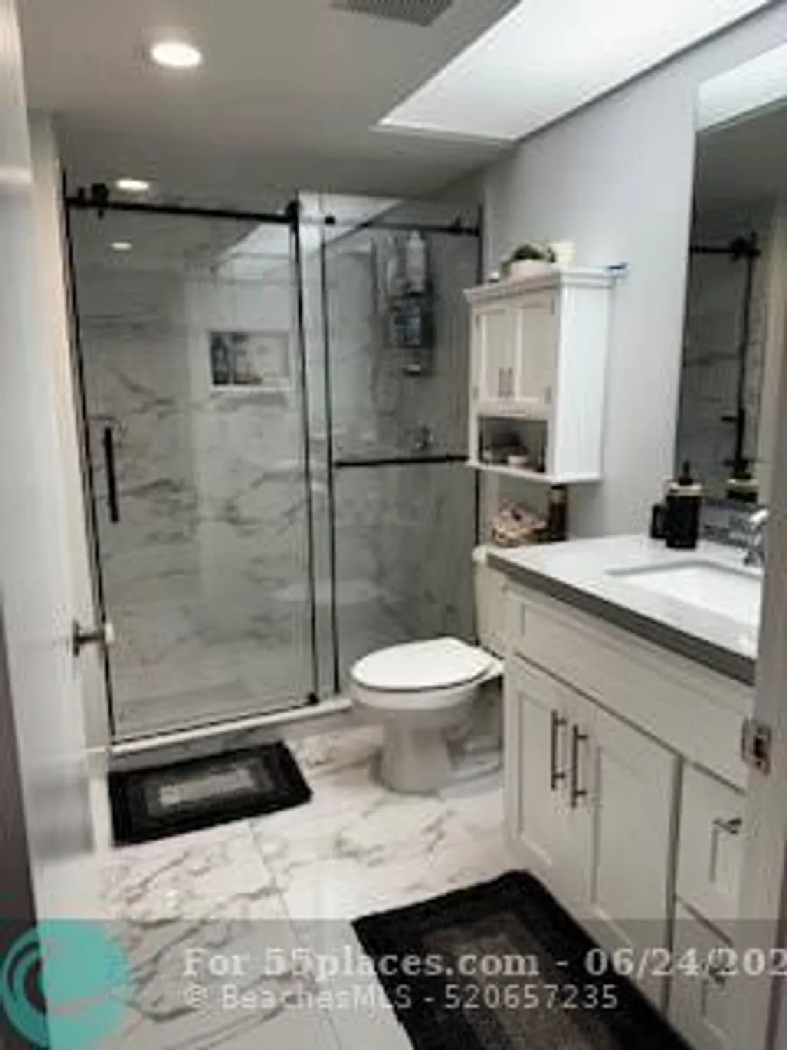 Property Slideshow image 22 of 33 | 701 sw 128th ave f304, Pembroke Pines, FL, 33027