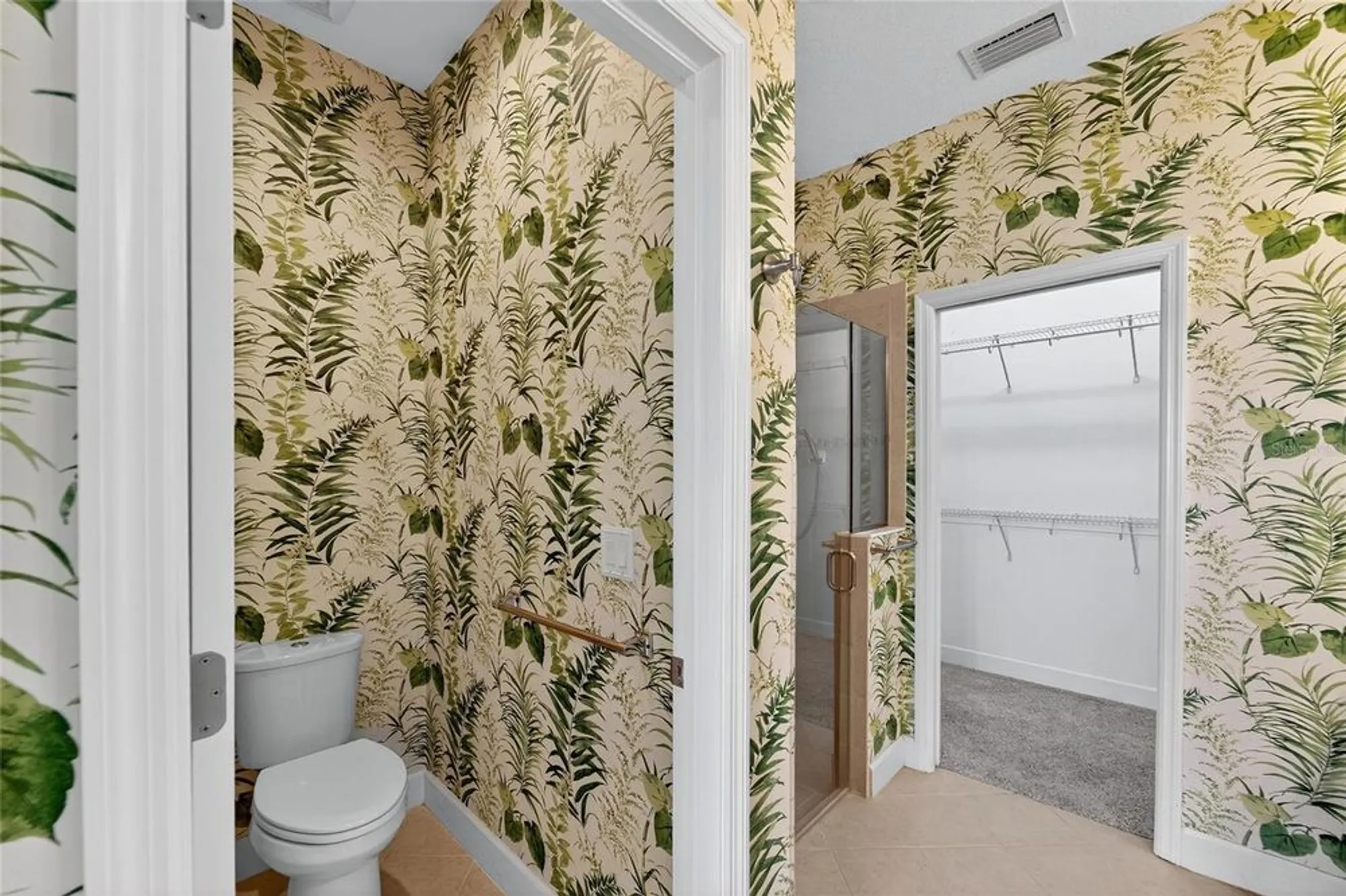 Property Slideshow image 35 of 64 | 2226 nottingham greens dr, Sun City Center, FL, 33573