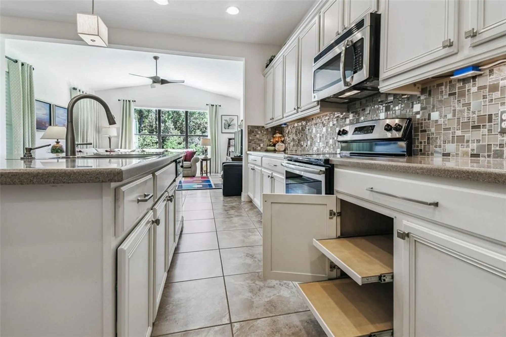 Property Slideshow image 20 of 68 | 759 villa park rd, Poinciana, FL, 34759