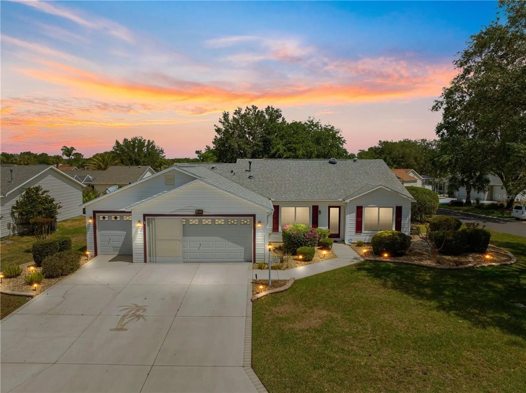 Property Slideshow image 1 of 56 | 8069 se 174th ludlow pl, The Villages, FL, 32162