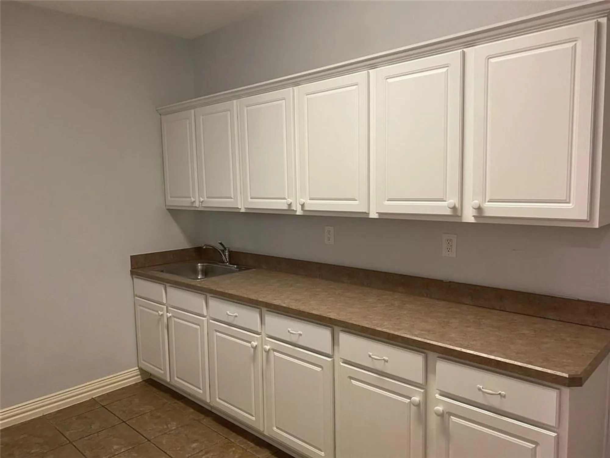 Property Slideshow image 15 of 24 | 9909 grandview dr, Denton, TX, 76207