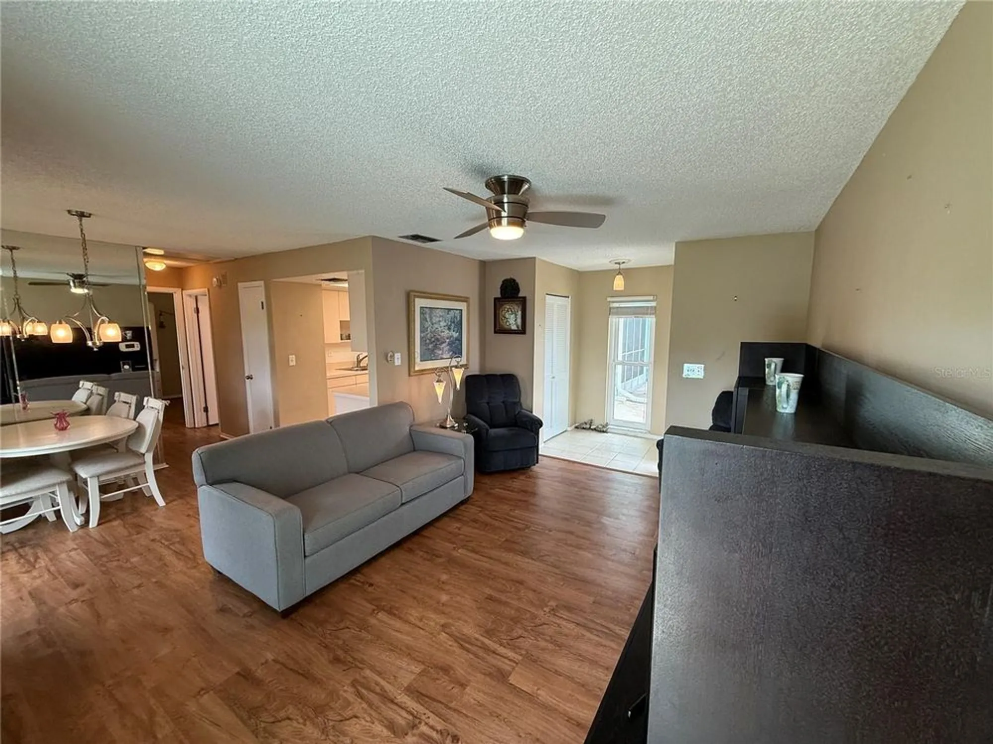 Property Slideshow image 10 of 51 | 2722 sherbrooke ln d, Palm Harbor, FL, 34684