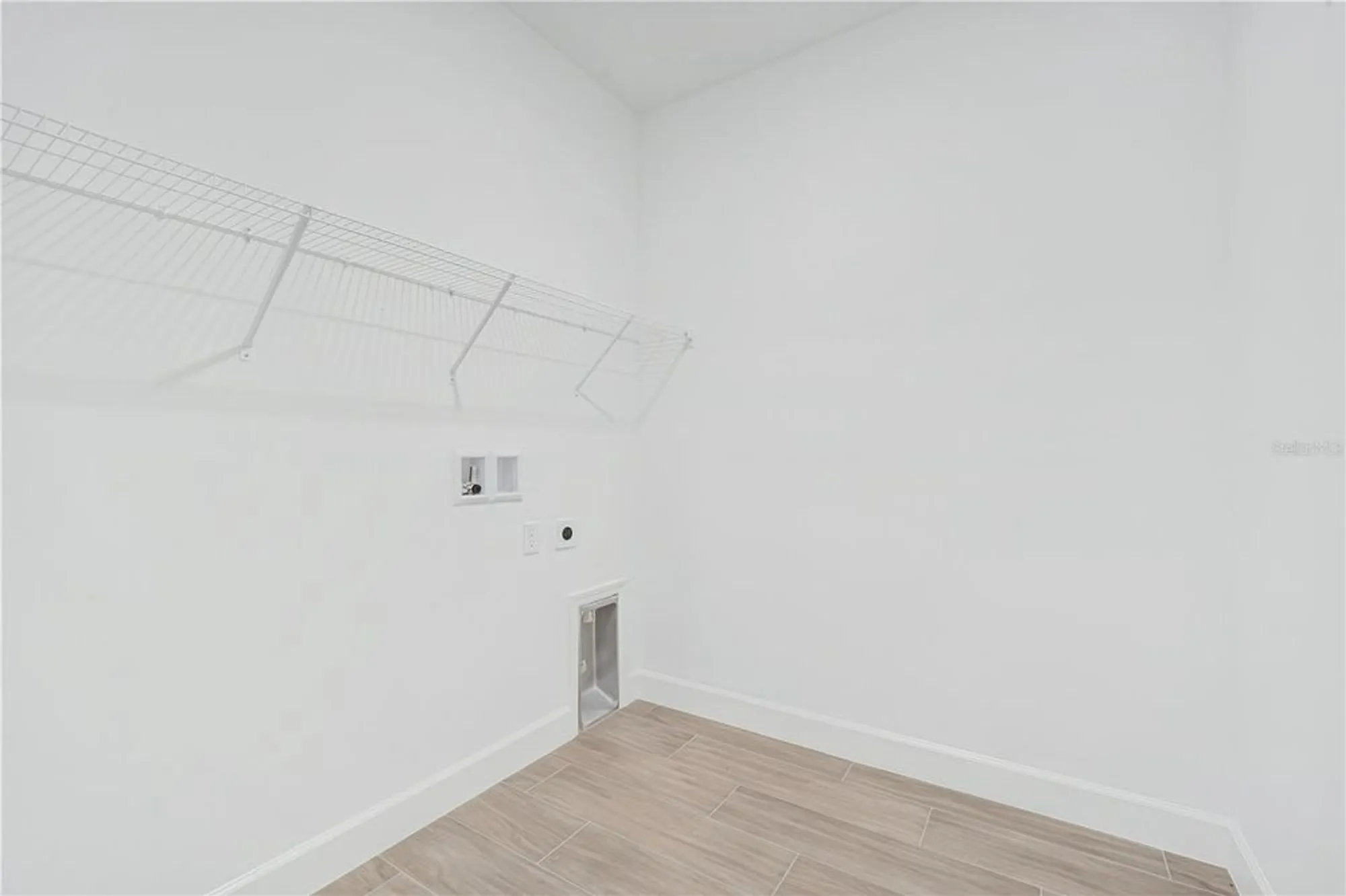 Property Slideshow image 25 of 47 | 9157 players dr, Weeki Wachee, FL, 34613