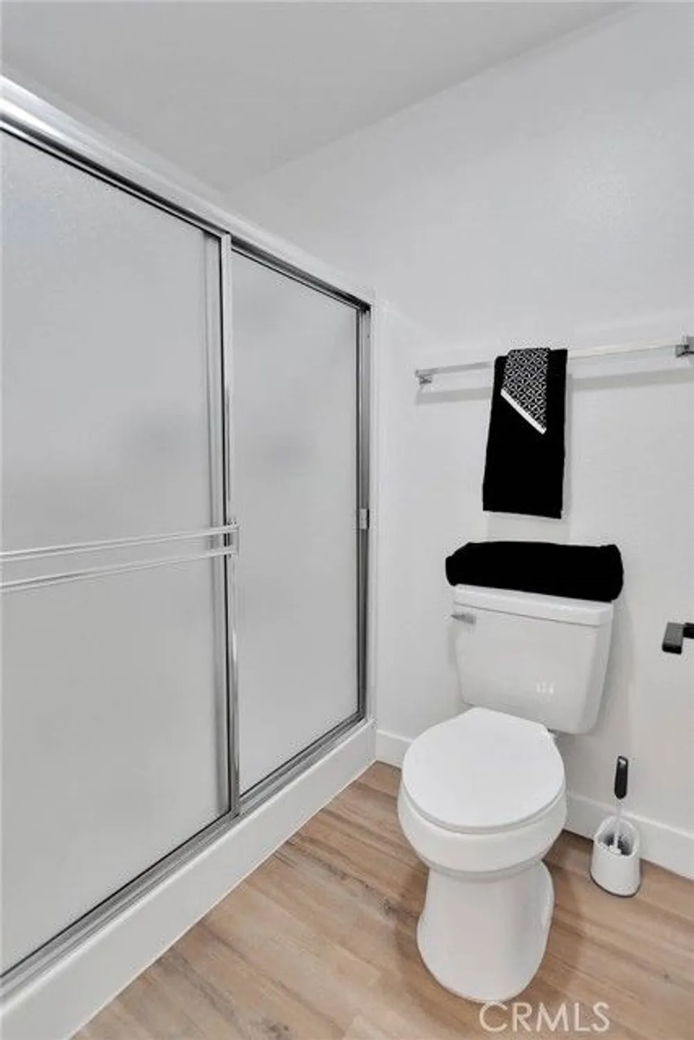 Property Slideshow image 18 of 27 | 11722 oak st, Apple Valley, CA, 92308