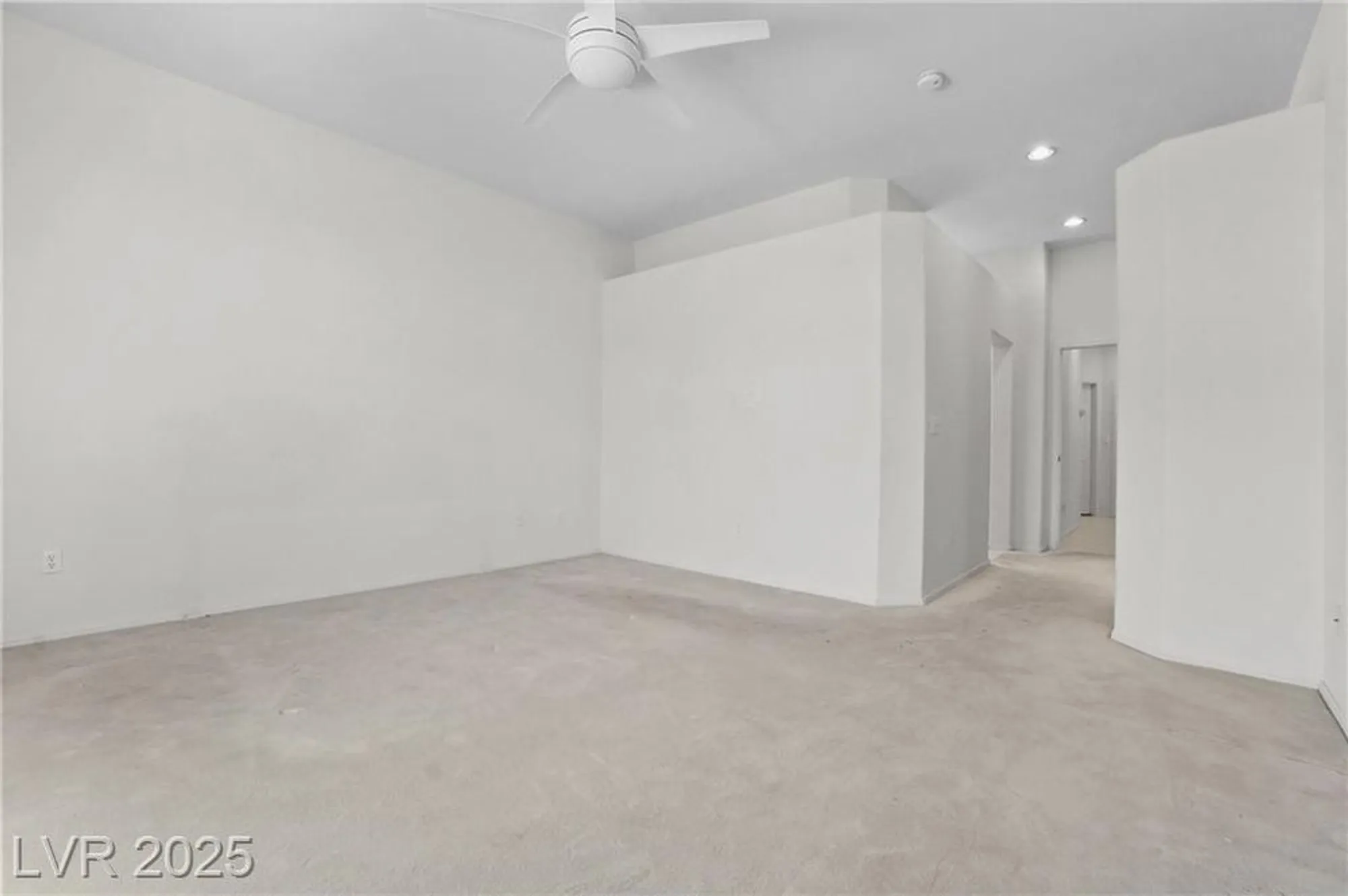 Property Slideshow image 18 of 49 | 10300 linfield pl, Las Vegas, NV, 89134