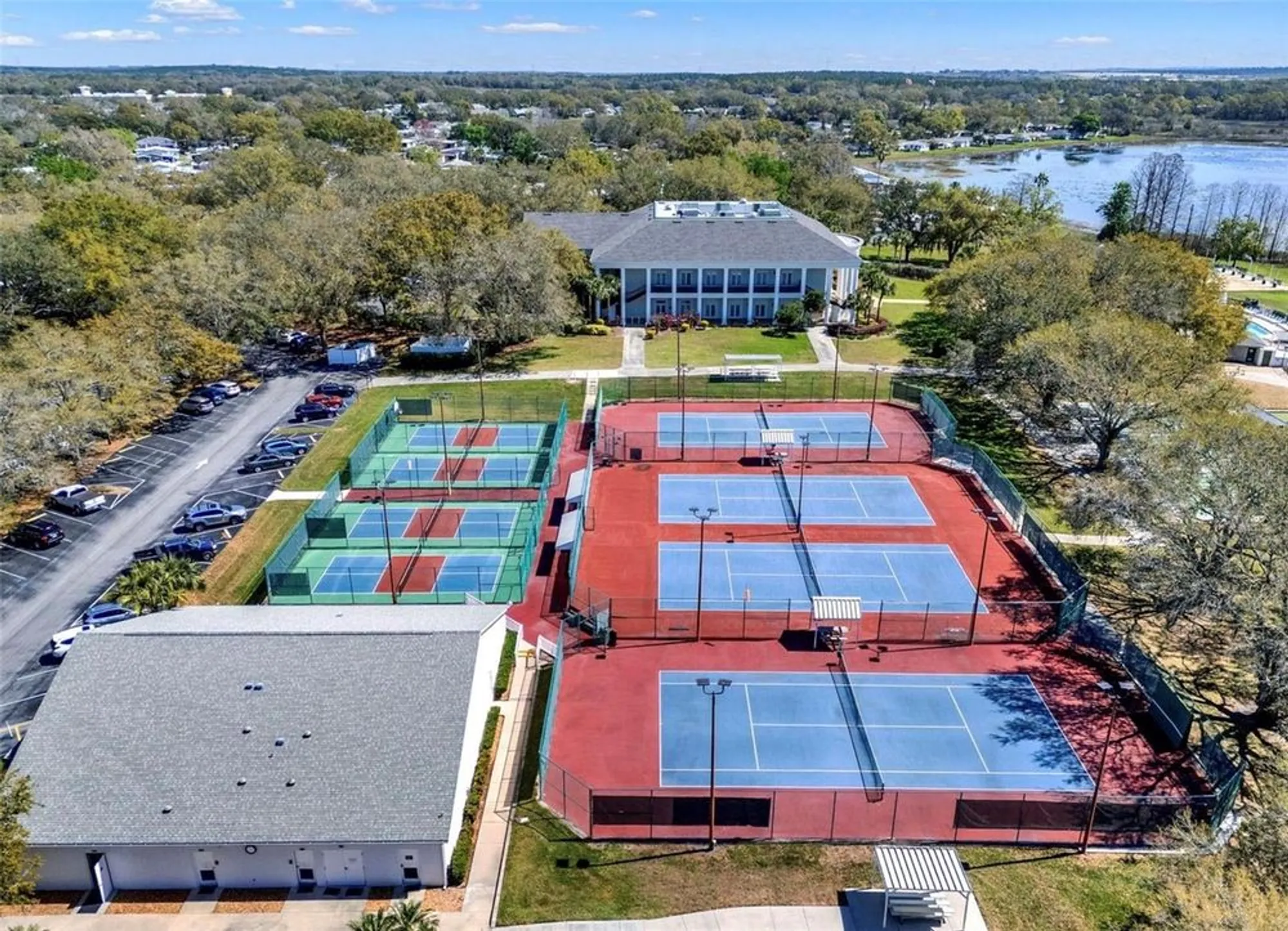 Property Slideshow image 30 of 37 | 25221 quail croft pl, Leesburg, FL, 34748