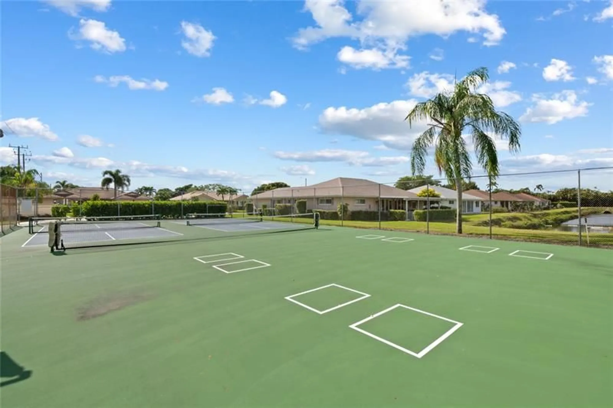 Property Slideshow image 39 of 43 | 10911 greentrail dr, Boynton Beach, FL, 33436
