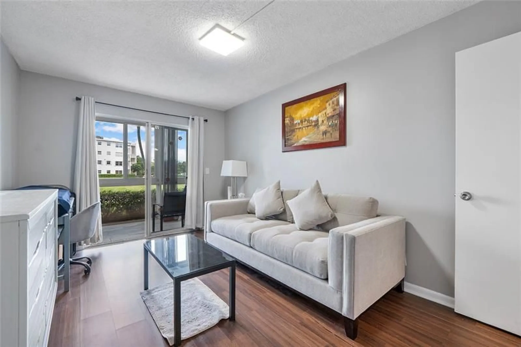 Property Slideshow image 8 of 14 | 1052 harwood e # 1052, Deerfield Beach, FL, 33442