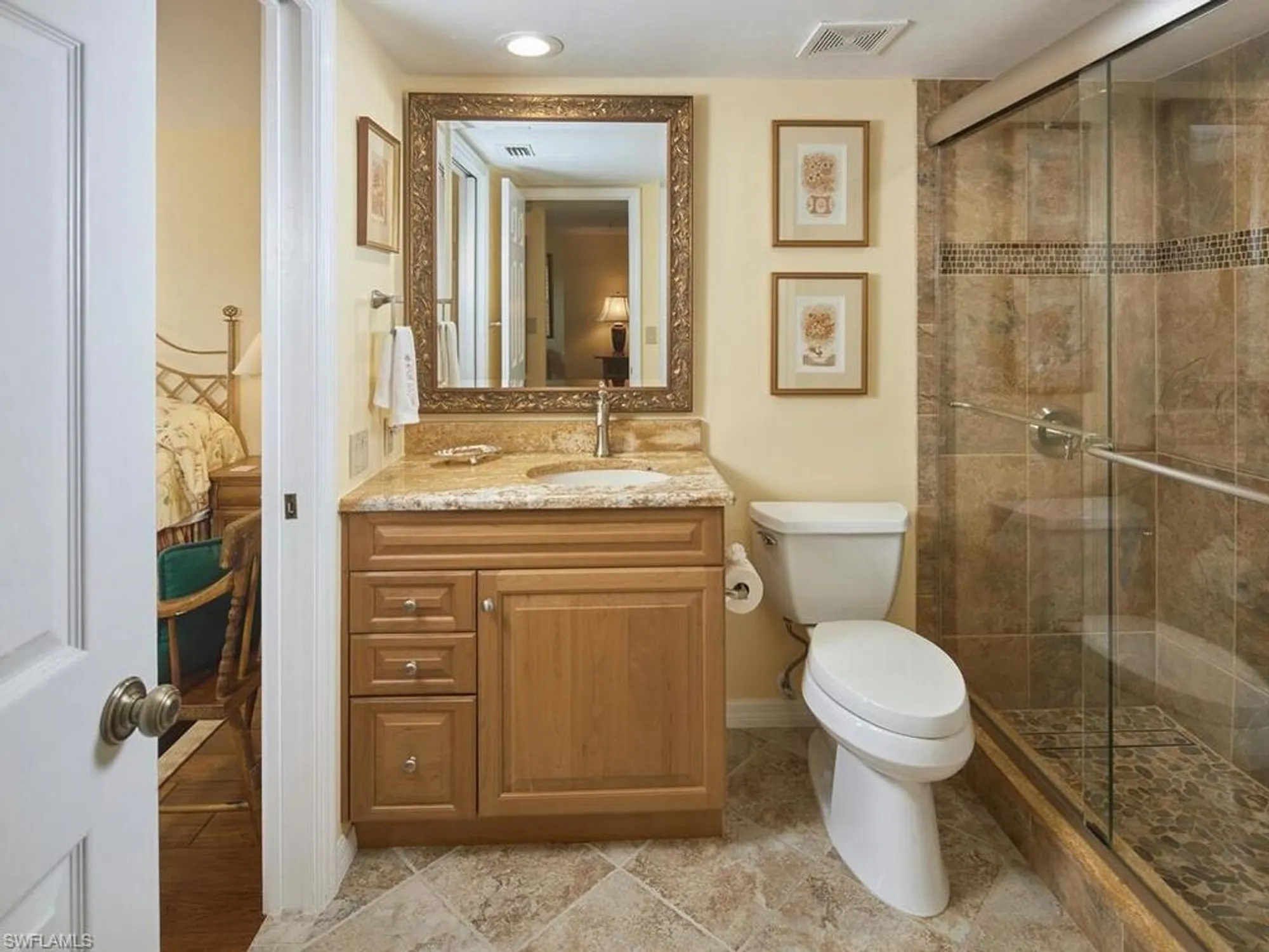 Property Slideshow image 13 of 20 | 26890 wedgewood dr apt 403, Bonita Springs, FL, 34134