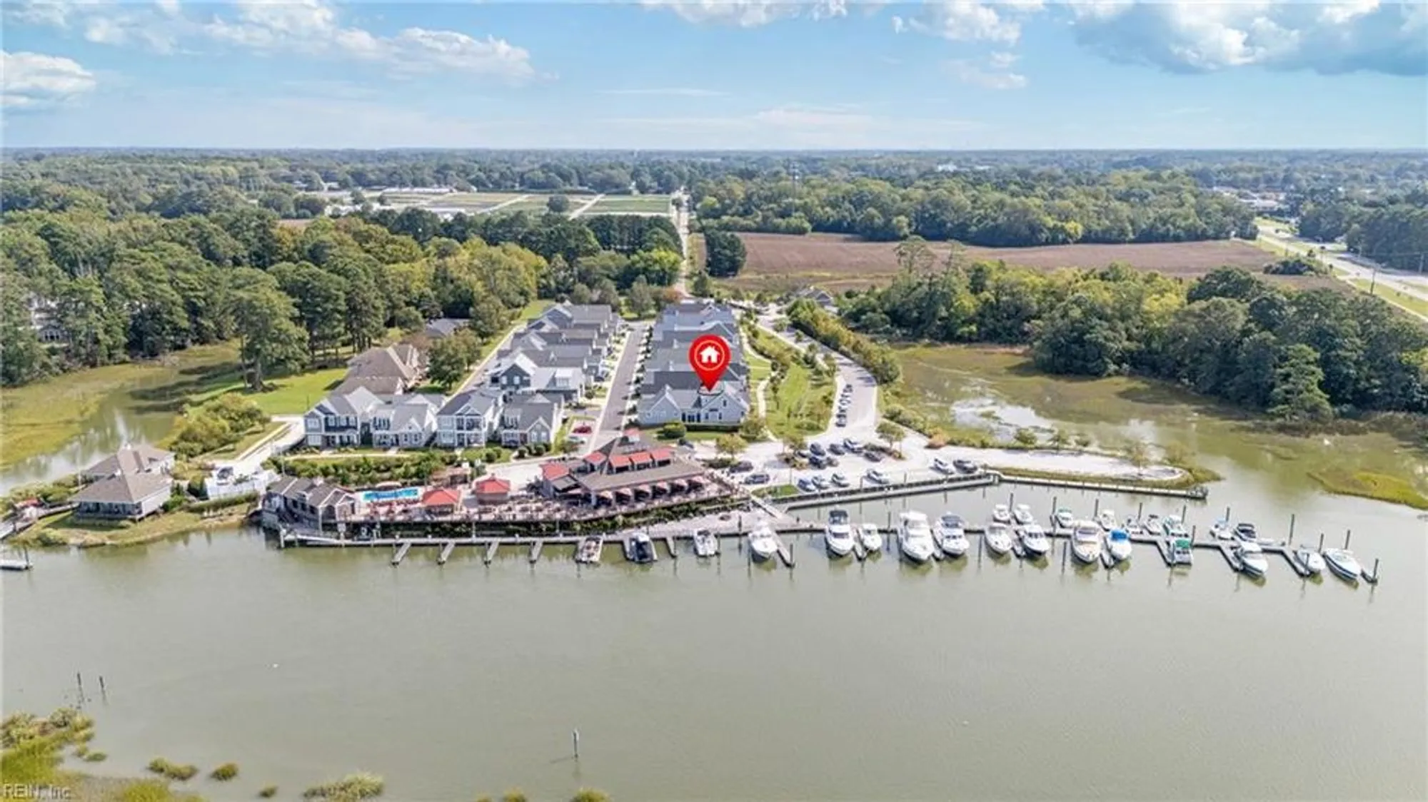 Property Slideshow image 2 of 40 | 119 creek ln, Suffolk, VA, 23435
